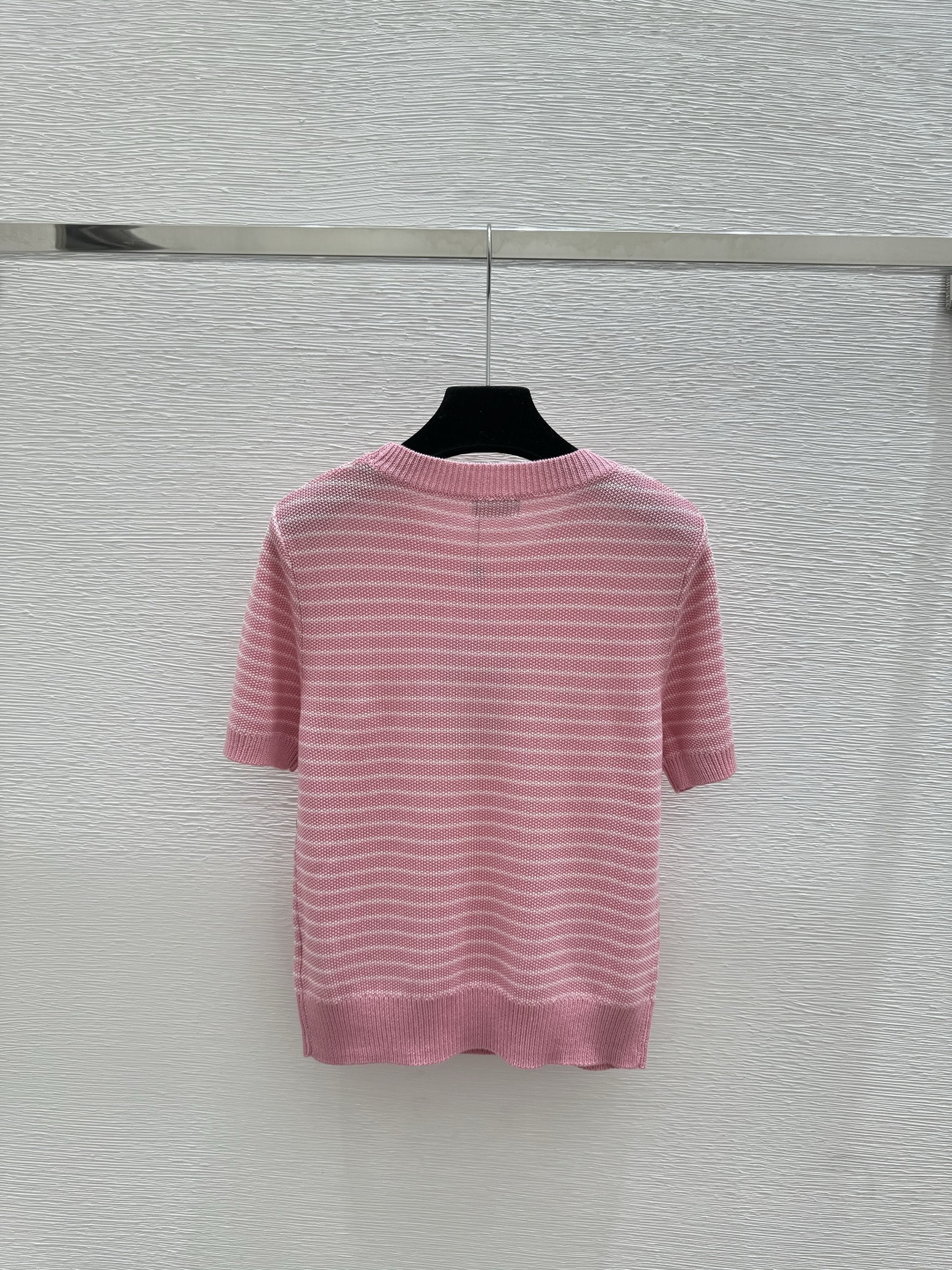 🆕CH家🆕 早春新款 撞色条纹字母圆领针织短袖颜色：粉色 黑色尺码：36.38.40