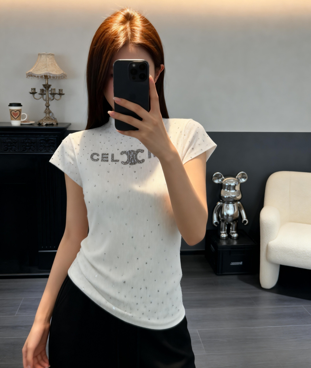 🆕CE家🆕 早春新款 纯色烫钻字母高领针织背心颜色：白色 黄色尺码：36.38.40
