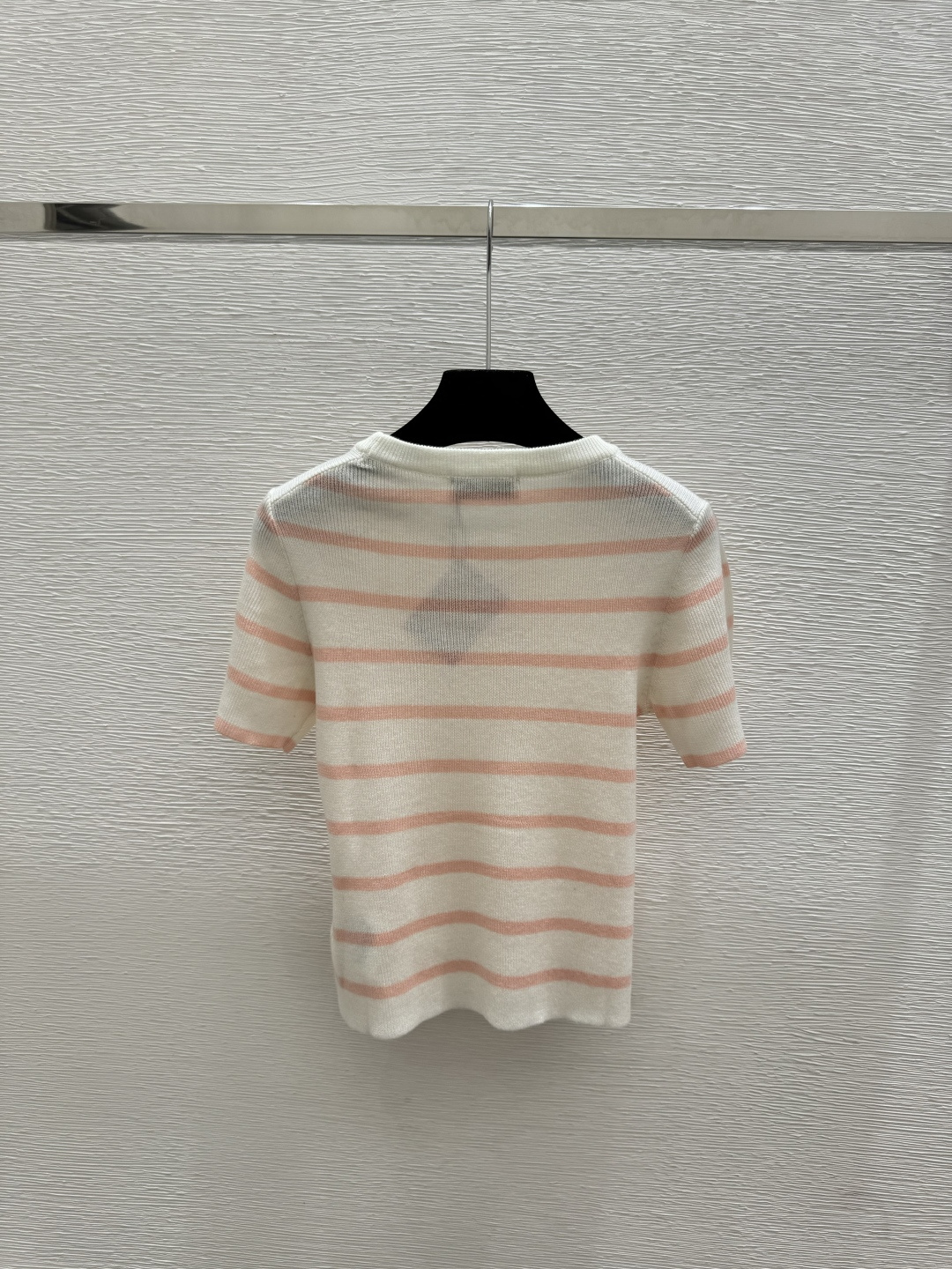 🆕M家🆕 早春新款 撞色条纹圆领针织短袖颜色：白色 灰色 黑色尺码：36.38.40