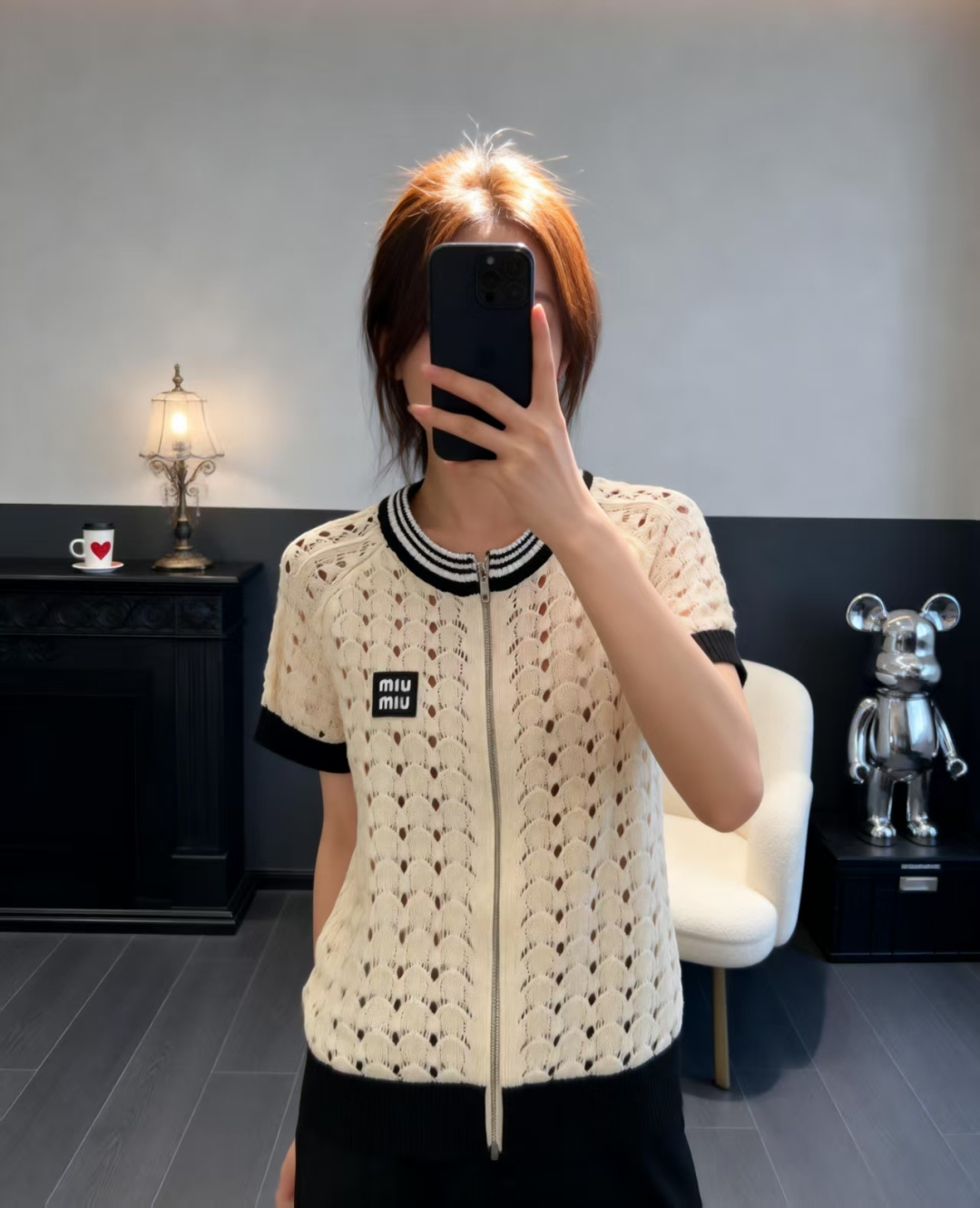 🆕M家🆕 早春新款 撞色镂空圆领针织短袖开衫颜色：杏色尺码：36.38.40