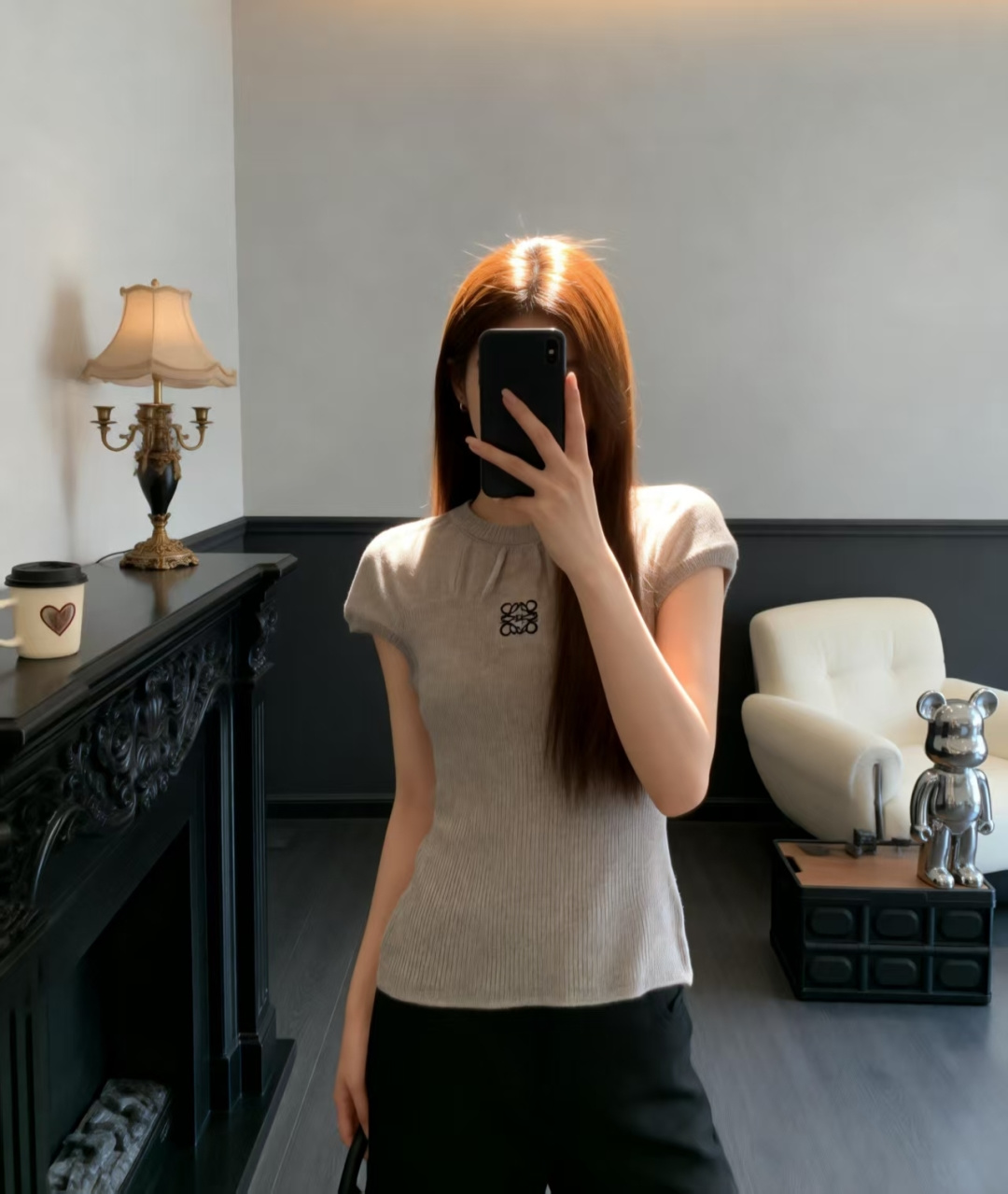 🆕LO家🆕 早春新款 纯色简约圆领针织短袖颜色：白色 灰色尺码：36.38.40