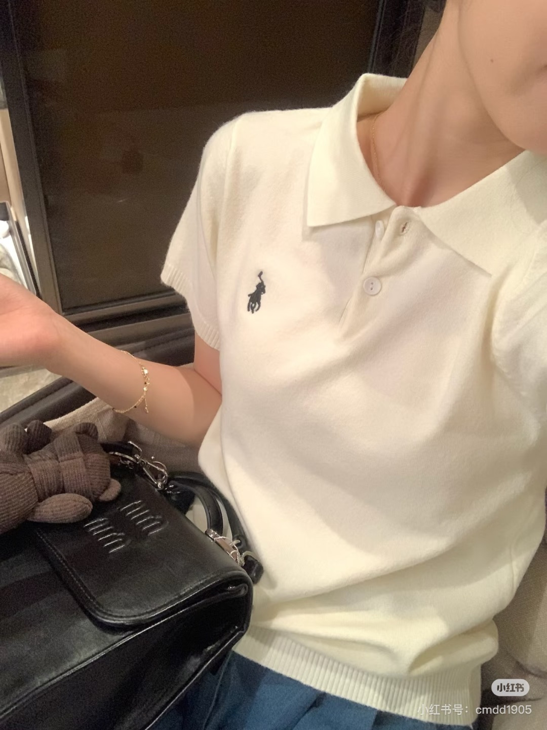 🆕PO家🆕 早春新款 纯色简约翻领针织短袖颜色：粉色 白色尺码：36.38.40