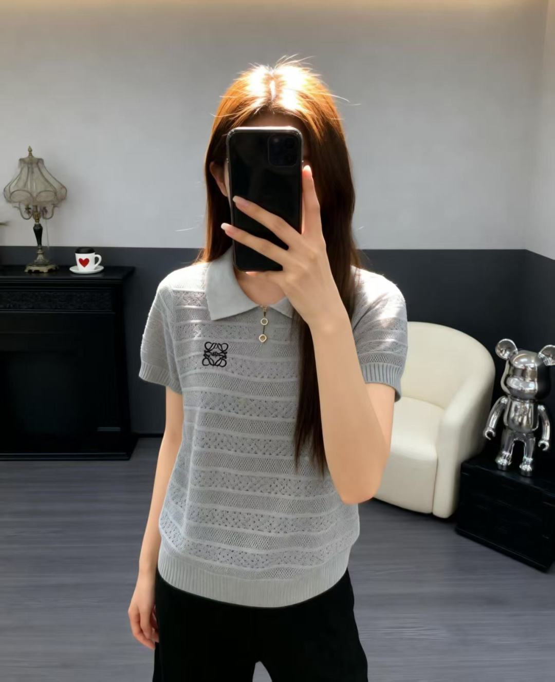 🆕LO家🆕 早春新款 纯色简约翻领针织短袖颜色：白色 灰色尺码：36.38.40