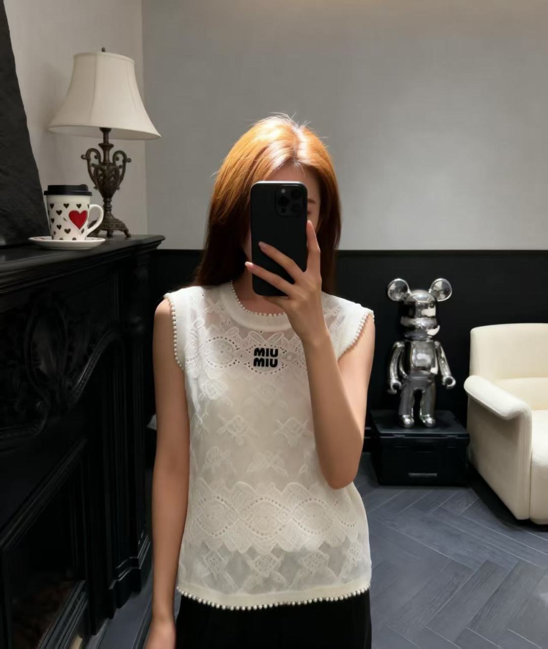 🆕M家🆕 早春新款 纯色花卉圆领针织背心颜色：白色 黑色尺码：36.38.40