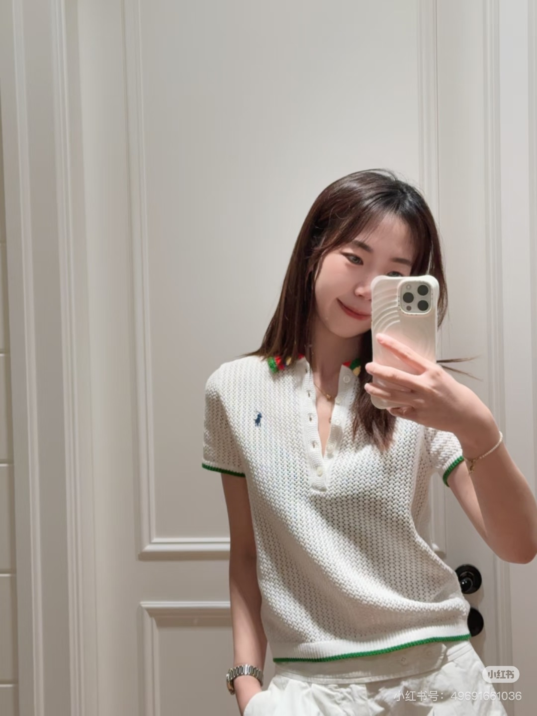 🆕PO家🆕 早春新款 撞色翻领镂空针织短袖颜色：白色 尺码：36.38.40