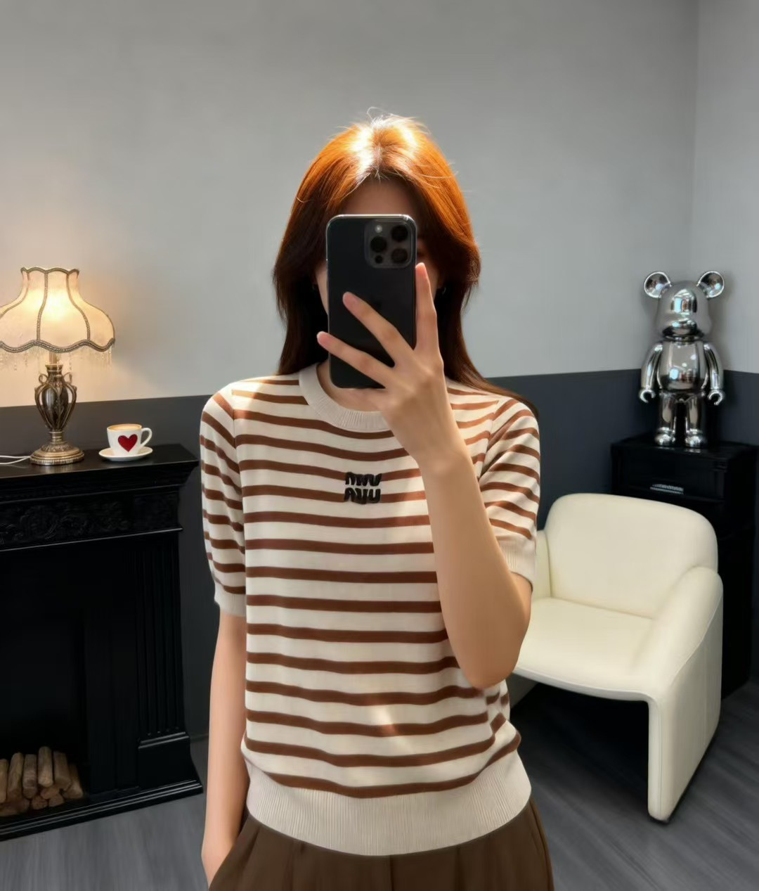 🆕M家🆕 早春新款 撞色条纹圆领针织短袖颜色：白色 卡其尺码：36.38.40