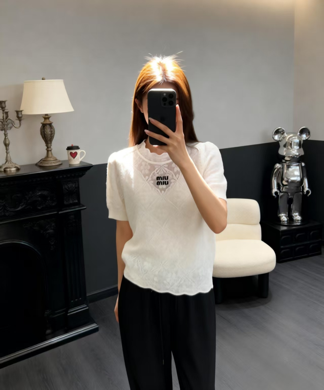 🆕M家🆕 早春新款 纯色花卉钉珠圆领针织短袖颜色：白色 灰色尺码：36.38.40