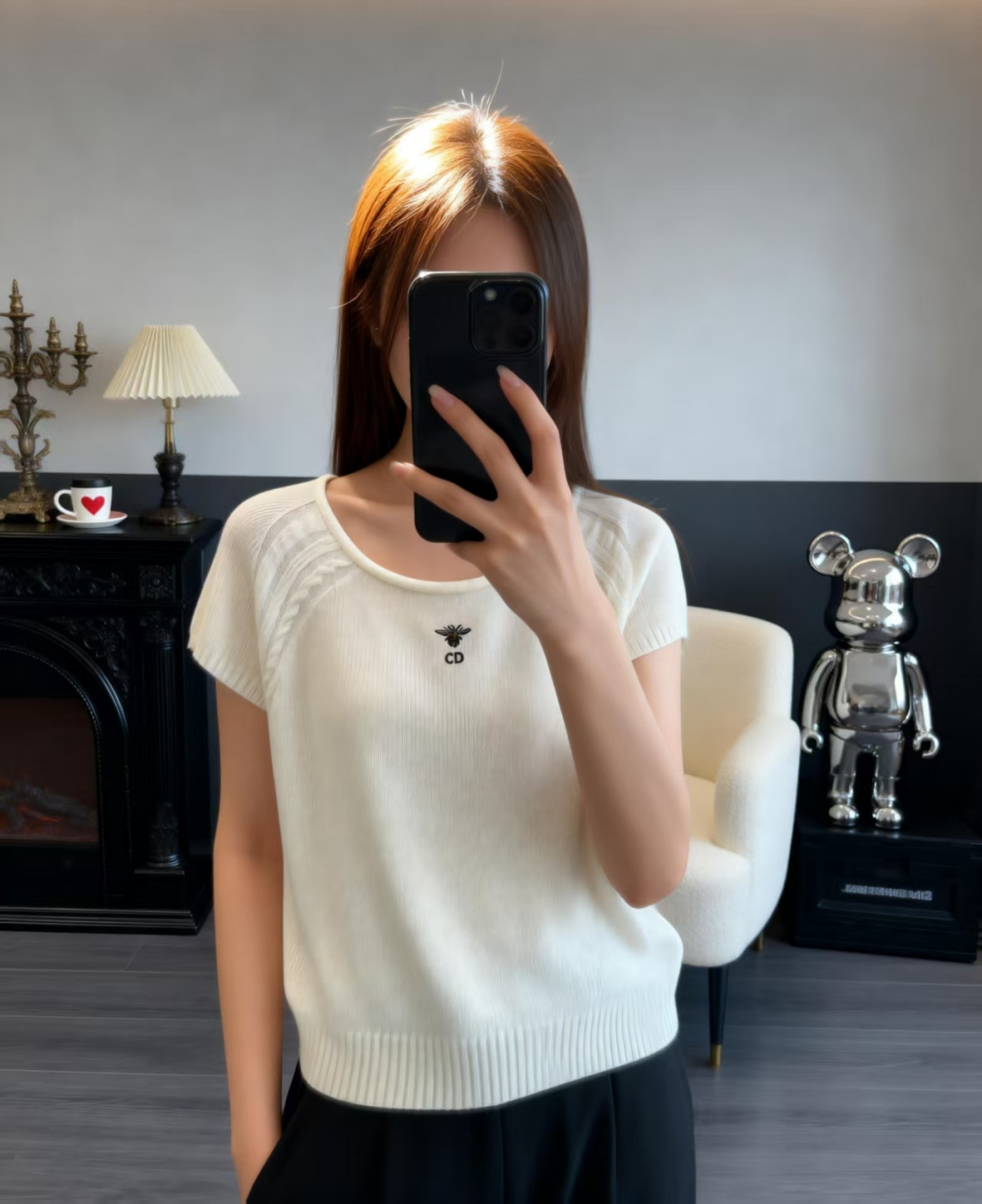 🆕D家🆕 早春新款 纯色简约圆领针织短袖颜色：白色 紫色尺码：36.38.40