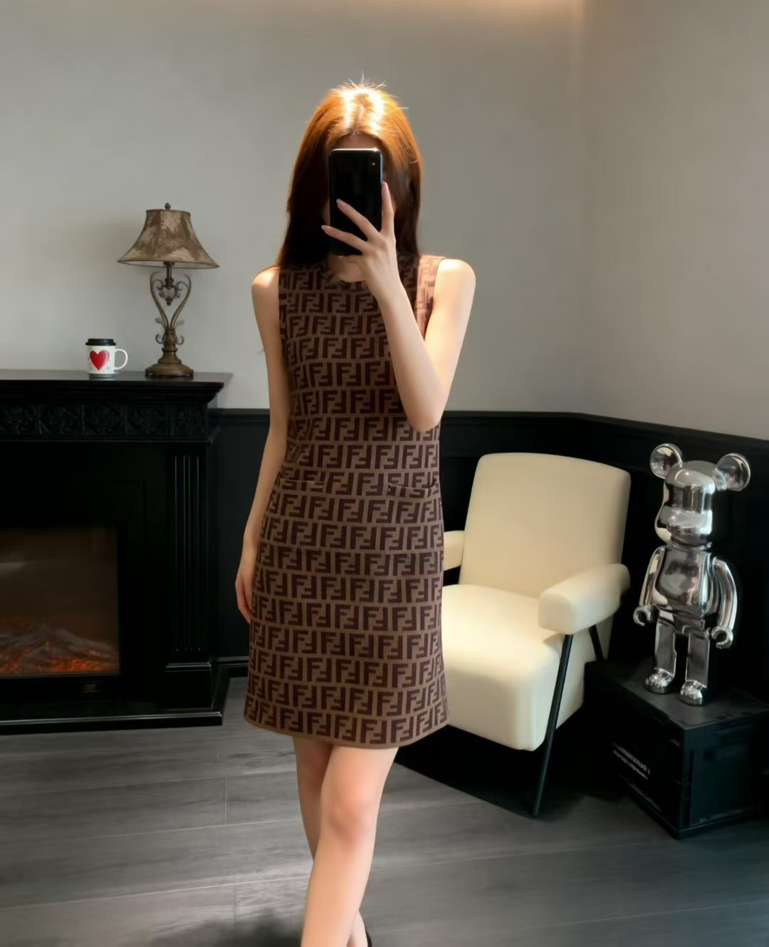 🆕F家🆕 早春新款 撞色老花字母圆领针织背心裙颜色：粉色 咖啡尺码：36.38.40