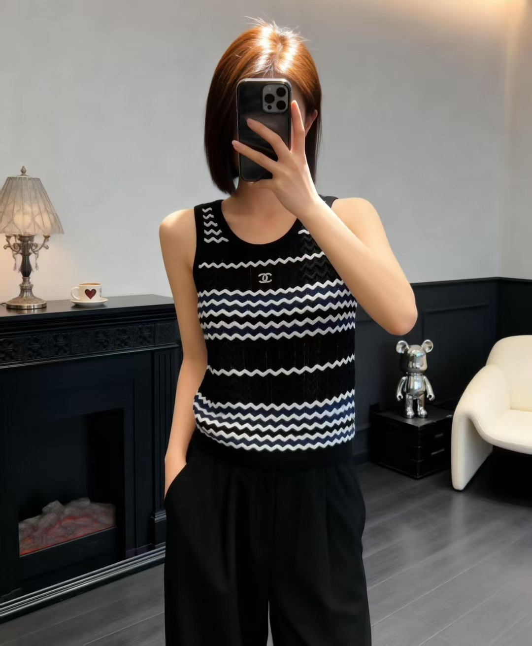 🆕CH家🆕 早春新款 撞色条纹圆领针织背心颜色：卡其 黑色尺码：36.38.40