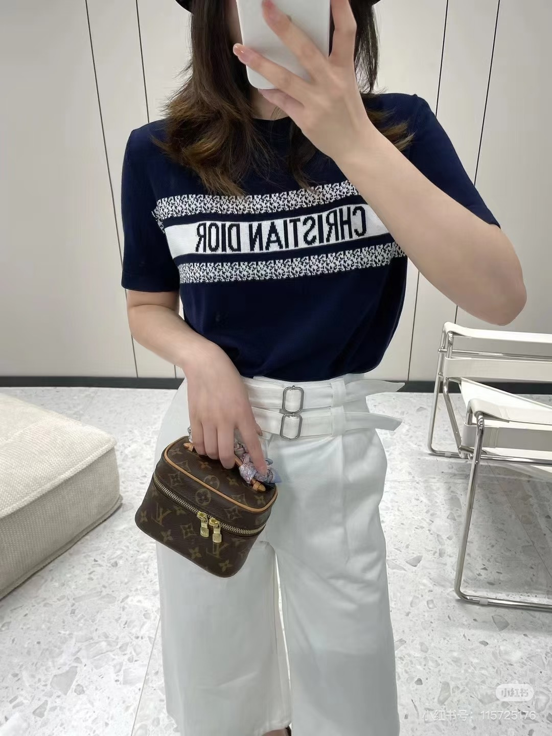 🆕D家🆕 早春新款 撞色字母圆领针织短袖颜色：宝蓝尺码：36.38.40