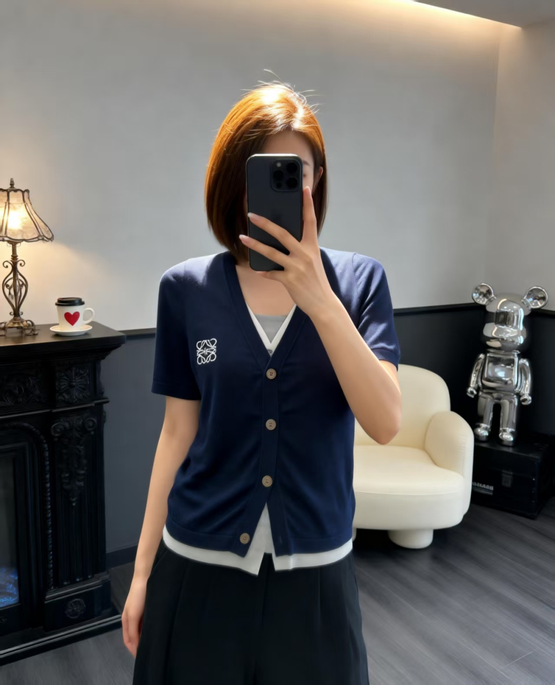 🆕LO家🆕 早春新款 撞色假两件V领针织短袖开衫颜色：宝蓝 白色尺码：36.38.40