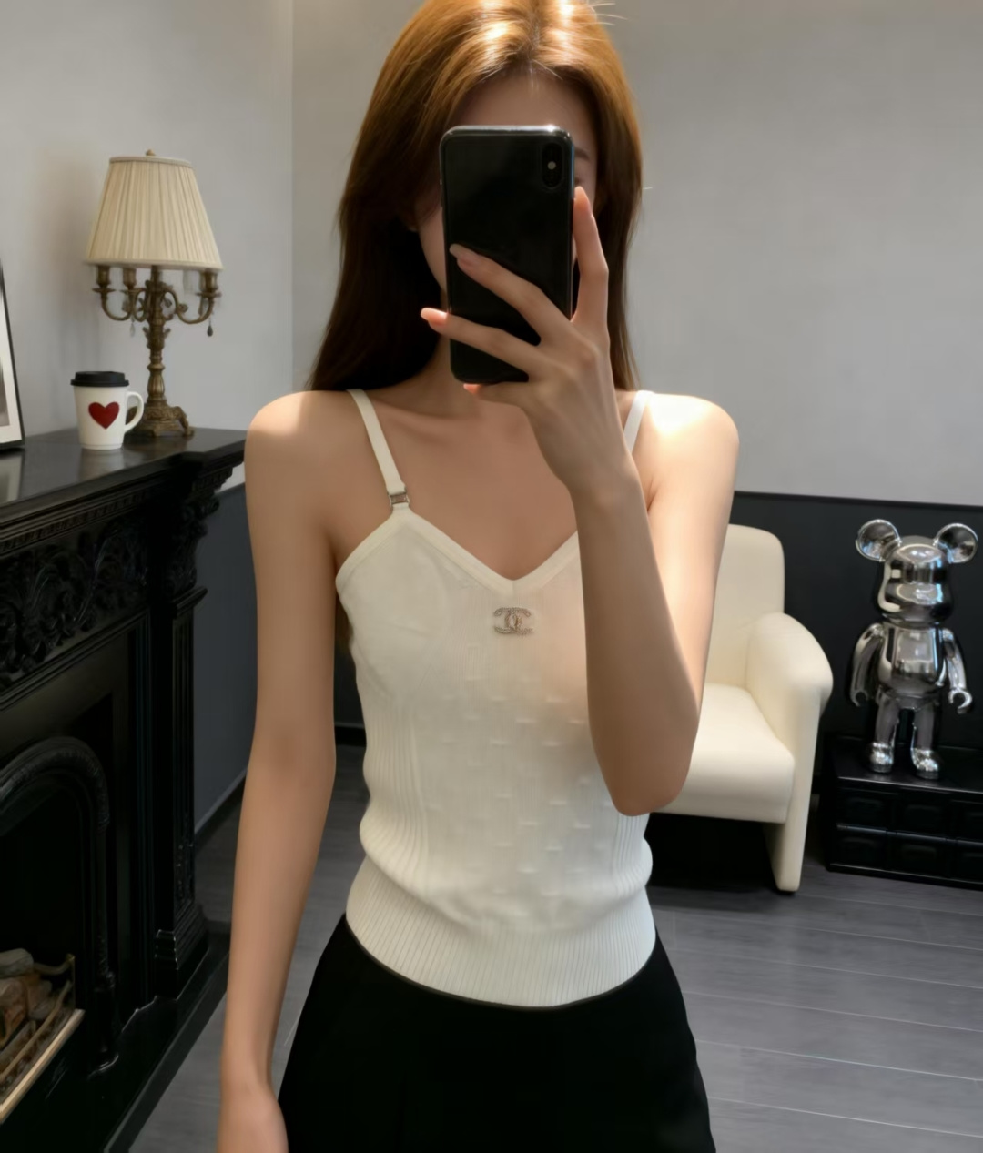 🆕CH家🆕 早春新款 纯色简约针织吊带颜色：白色 黑色尺码：36.38.40