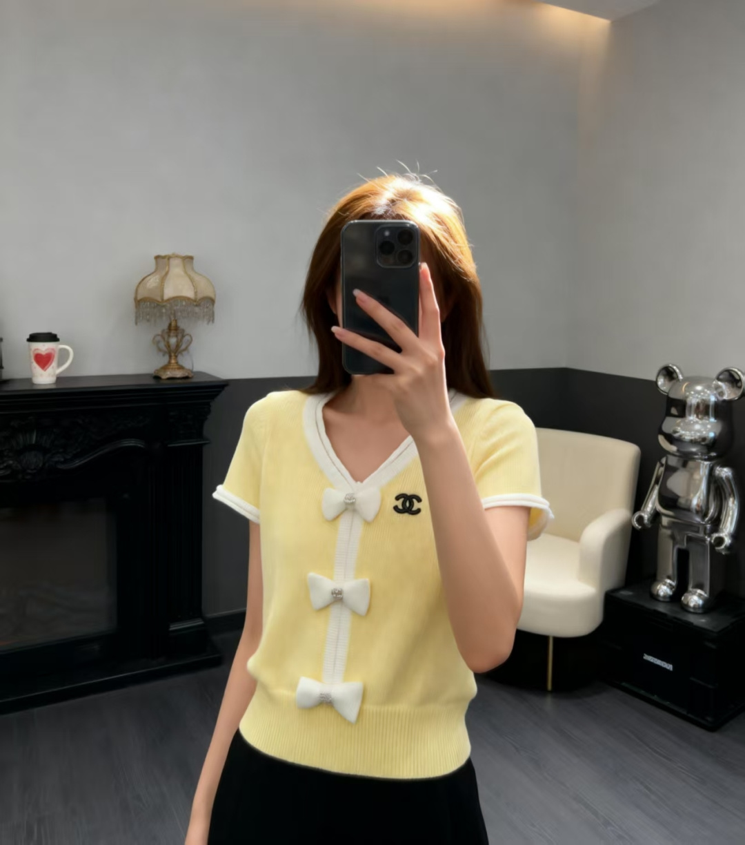 🆕CH家🆕 早春新款 撞色蝴蝶结V领针织短袖颜色：白色 黄色尺码：36.38.40