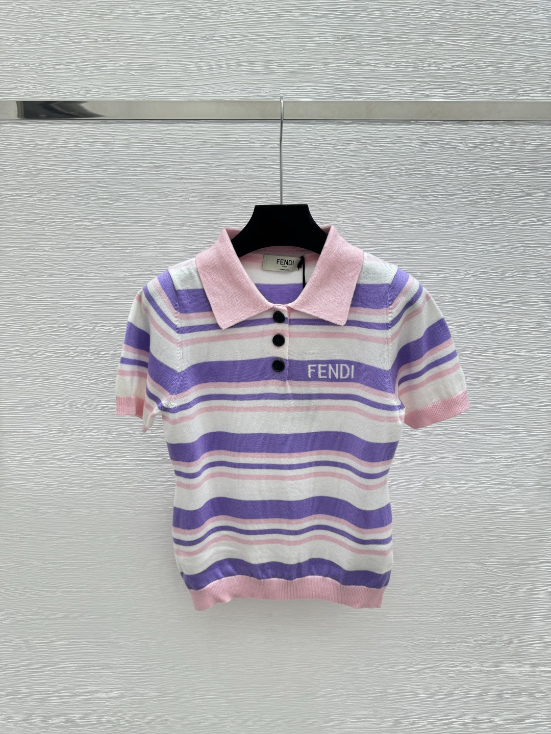 🆕F家🆕 春夏季新款 翻领条纹针织短袖颜色：粉色 黄色 蓝色尺码：36.38.40