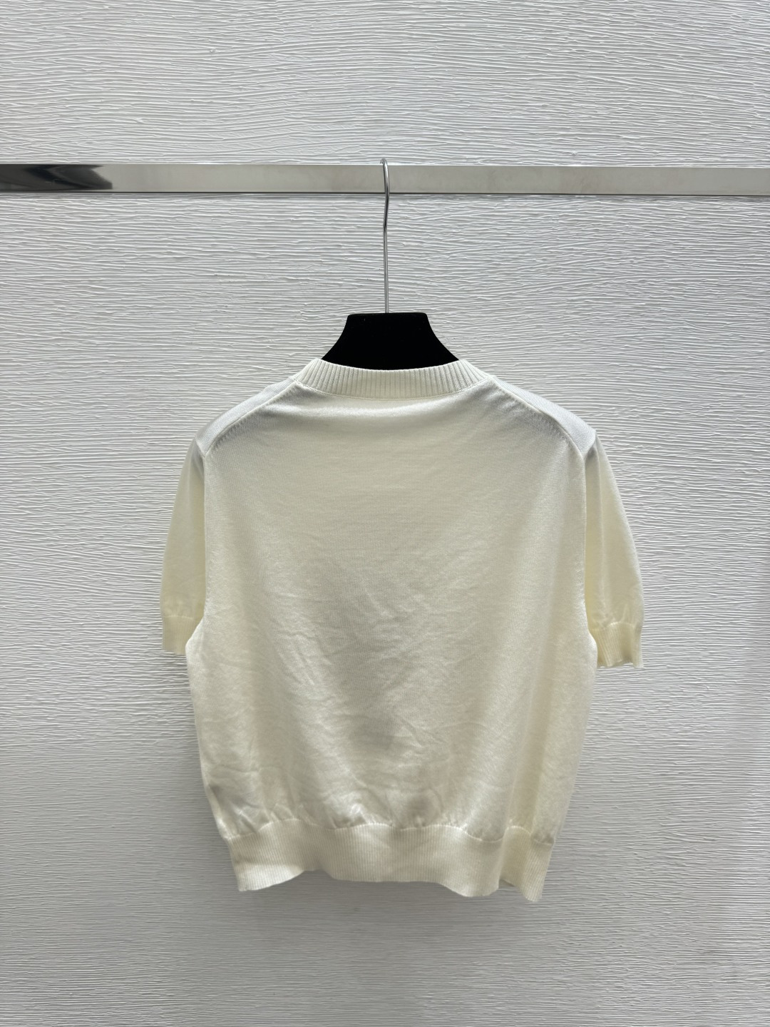 🆕D家🆕 春夏季新款 星座刺绣针织短袖颜色：白色尺码：36.38.40