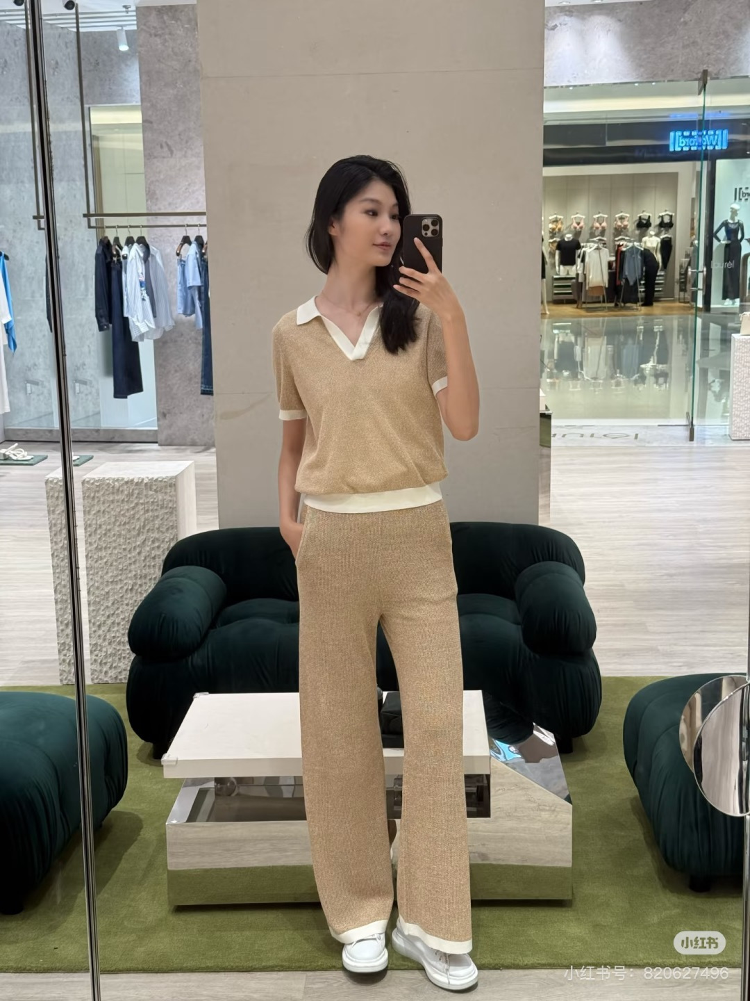 🆕LP家🆕 早春新款 撞色翻领针织短袖颜色：卡其尺码：36.38.40