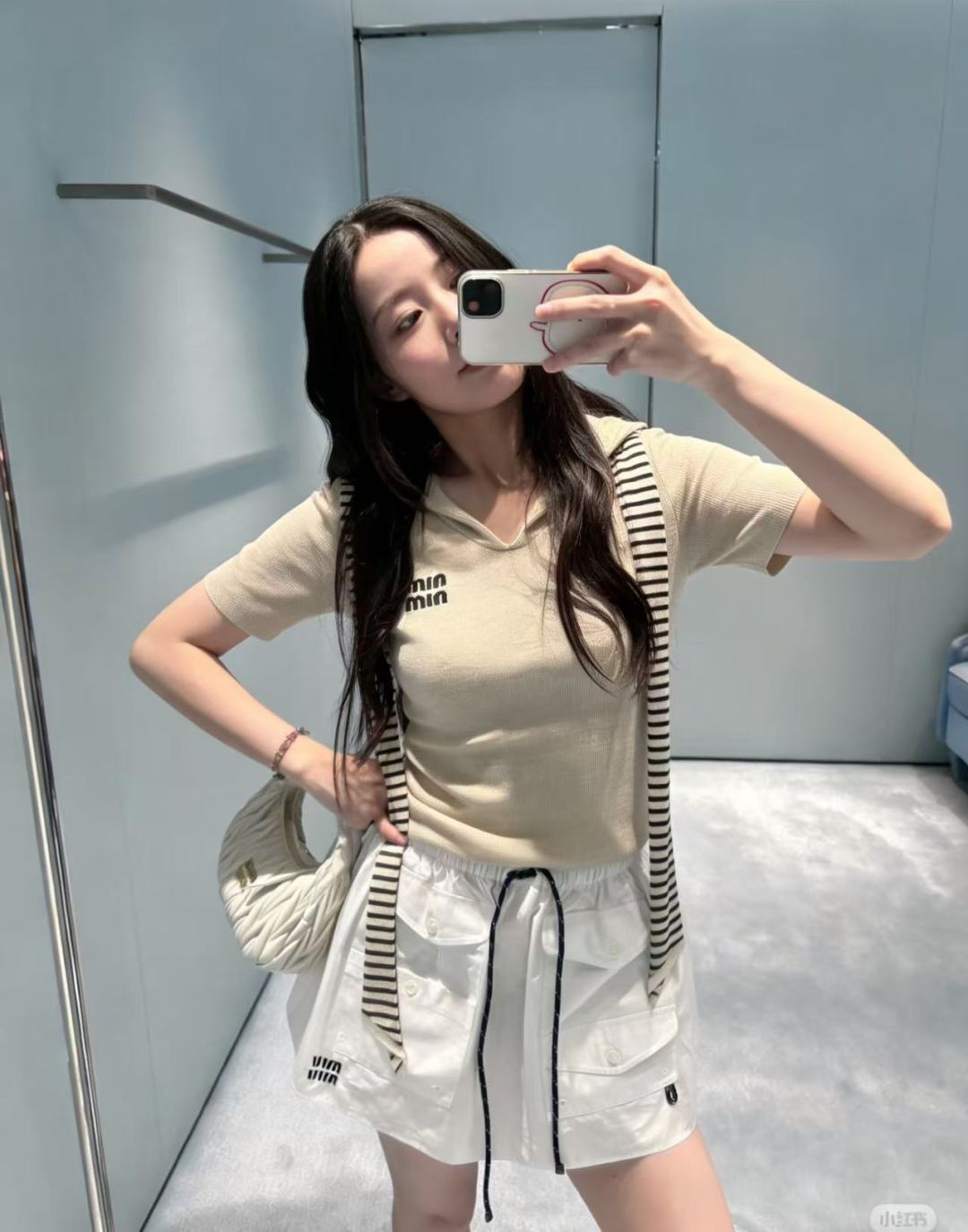 🆕M家🆕 早春新款 纯色翻领披肩针织短袖颜色：卡其 灰色 黄色尺码：36.38.40