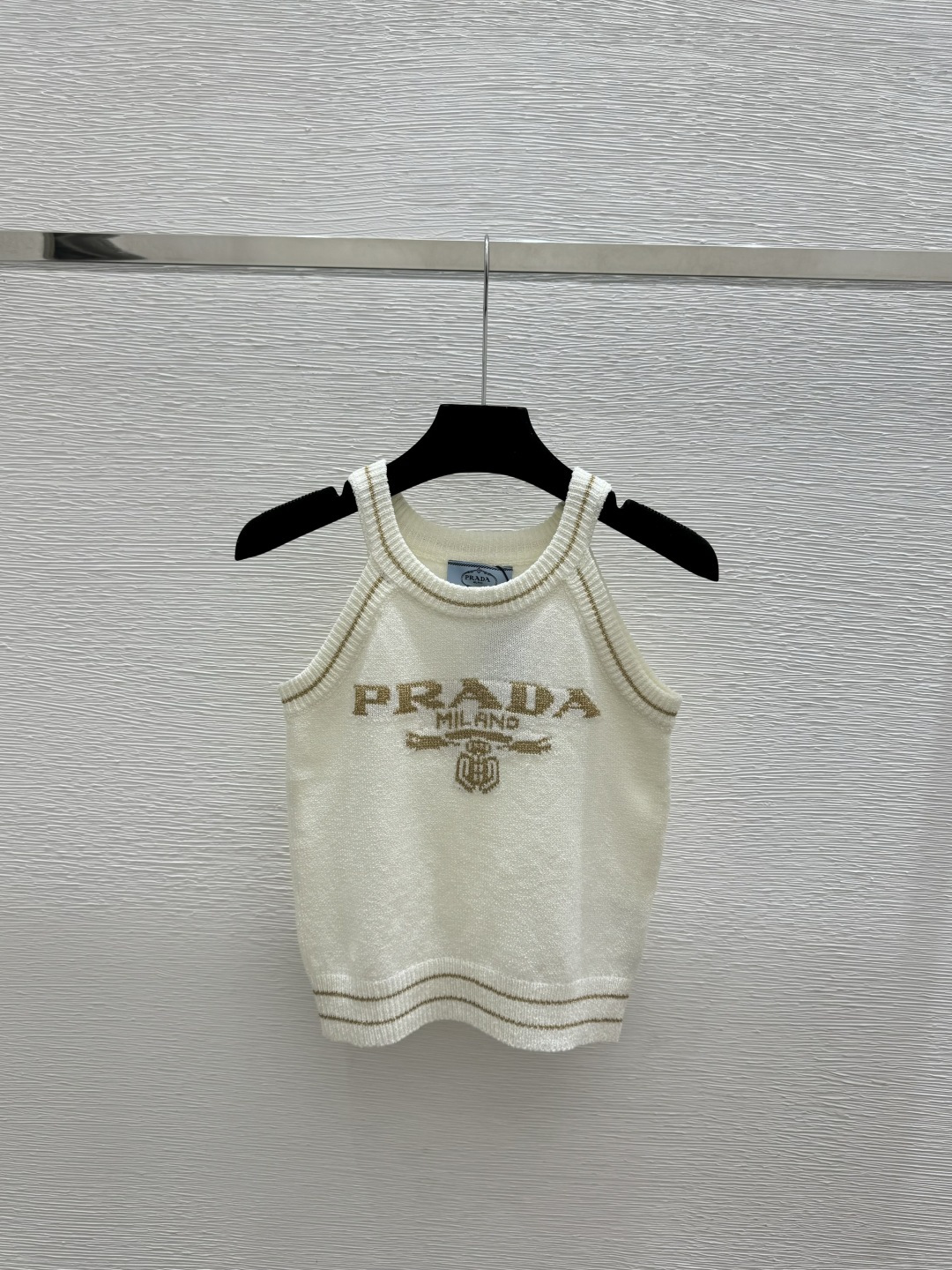 🆕P家🆕 早春新款 撞色字母圆领针织背心颜色：白色 黑色尺码：36.38.40