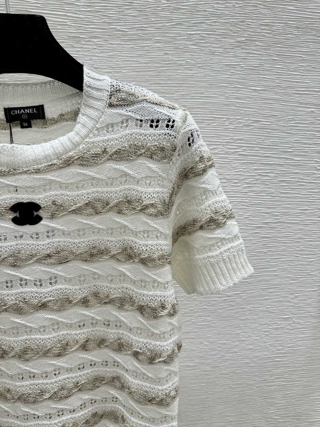 🆕CH家🆕 早春新款 撞色条纹镂空圆领针织短袖颜色：白色 黑色尺码：36.38.40