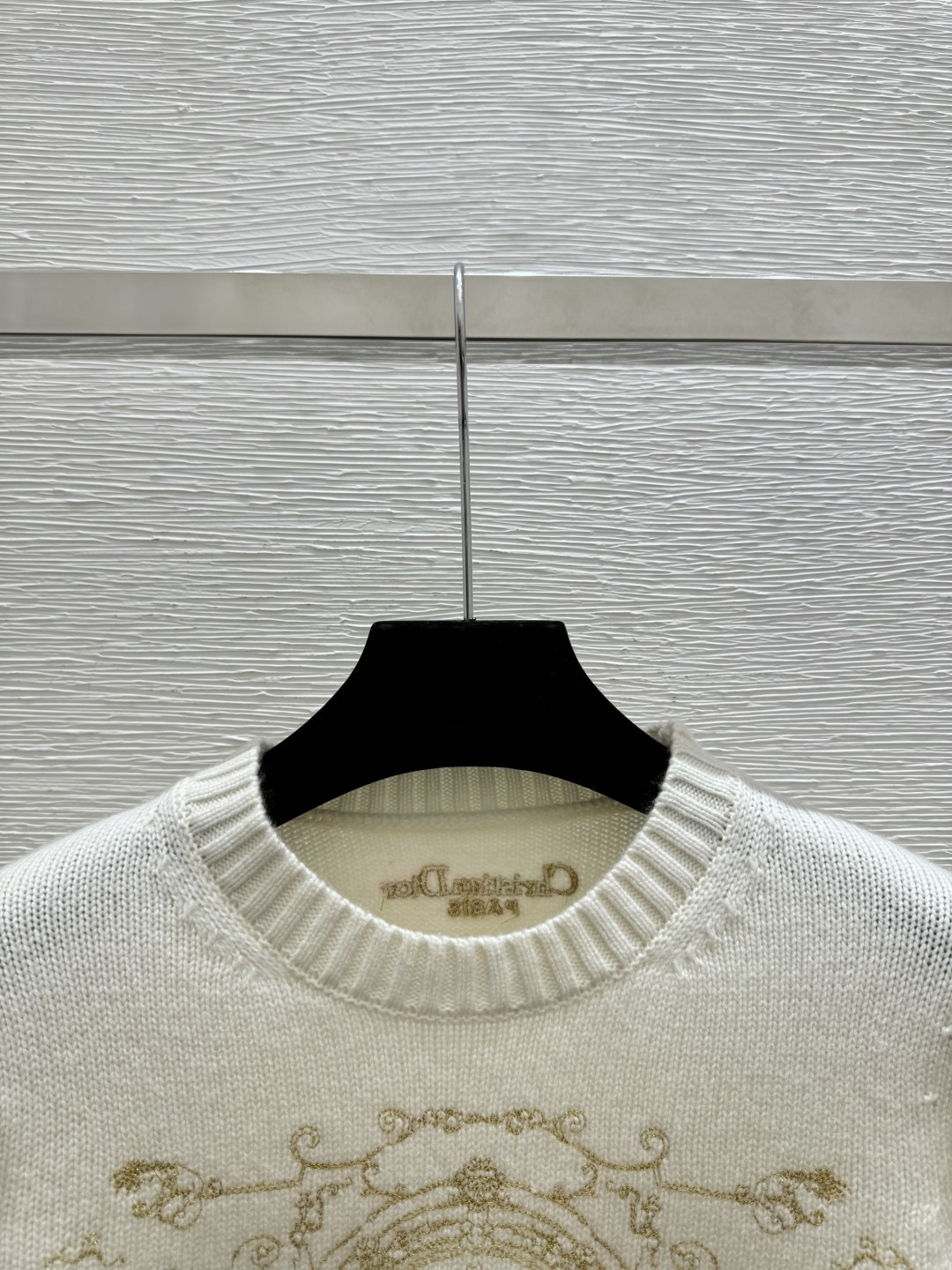 🆕D家🆕 早春新款 撞色五角星圆领针织短袖颜色：白色 尺码：36.38.40