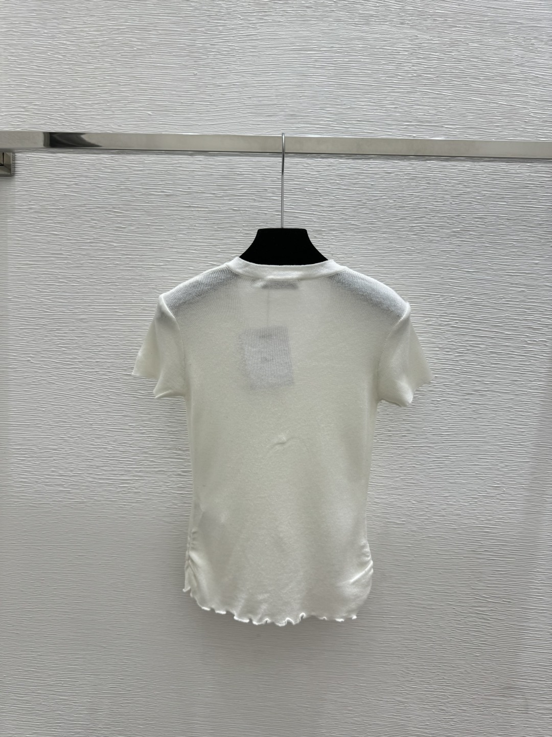 🆕D家🆕 早春新款 纯色简约V领针织短袖颜色：白色 浅灰 深灰尺码：36.38.40