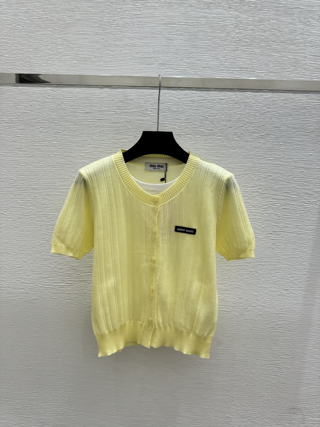 🆕M家🆕 早春新款 撞色假两件圆领针织短袖颜色：黄色 蓝色尺码：36.38.40