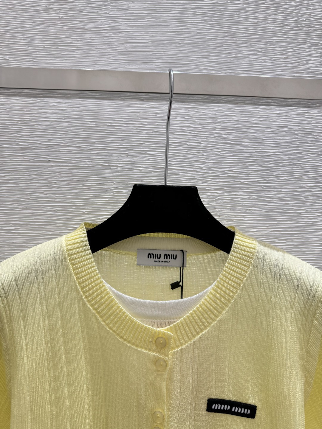 🆕M家🆕 早春新款 撞色假两件圆领针织短袖颜色：黄色 蓝色尺码：36.38.40