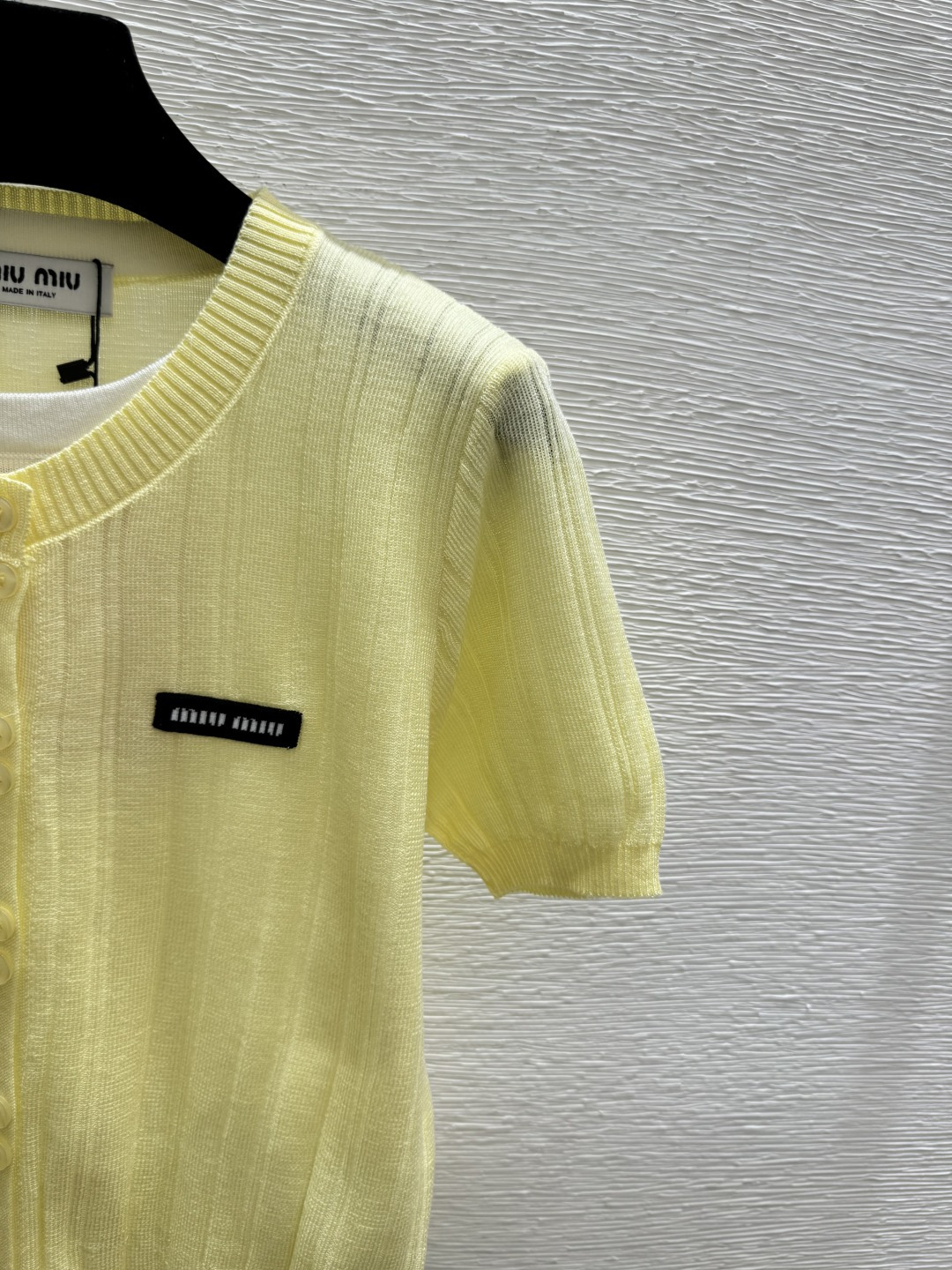 🆕M家🆕 早春新款 撞色假两件圆领针织短袖颜色：黄色 蓝色尺码：36.38.40