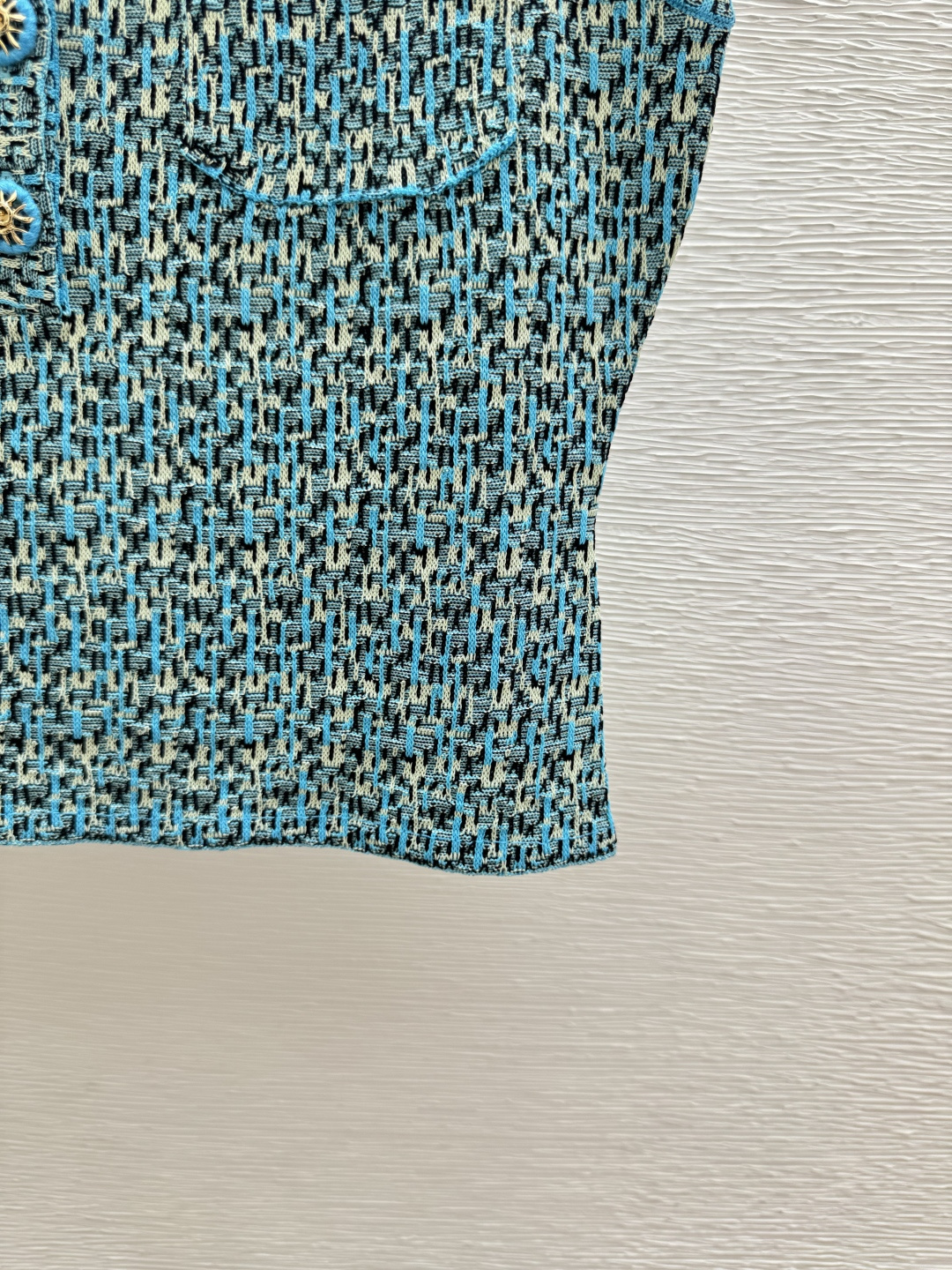 🆕CH家🆕 早春新款 撞色简约圆领针织背心颜色：蓝色尺码：36.38.40