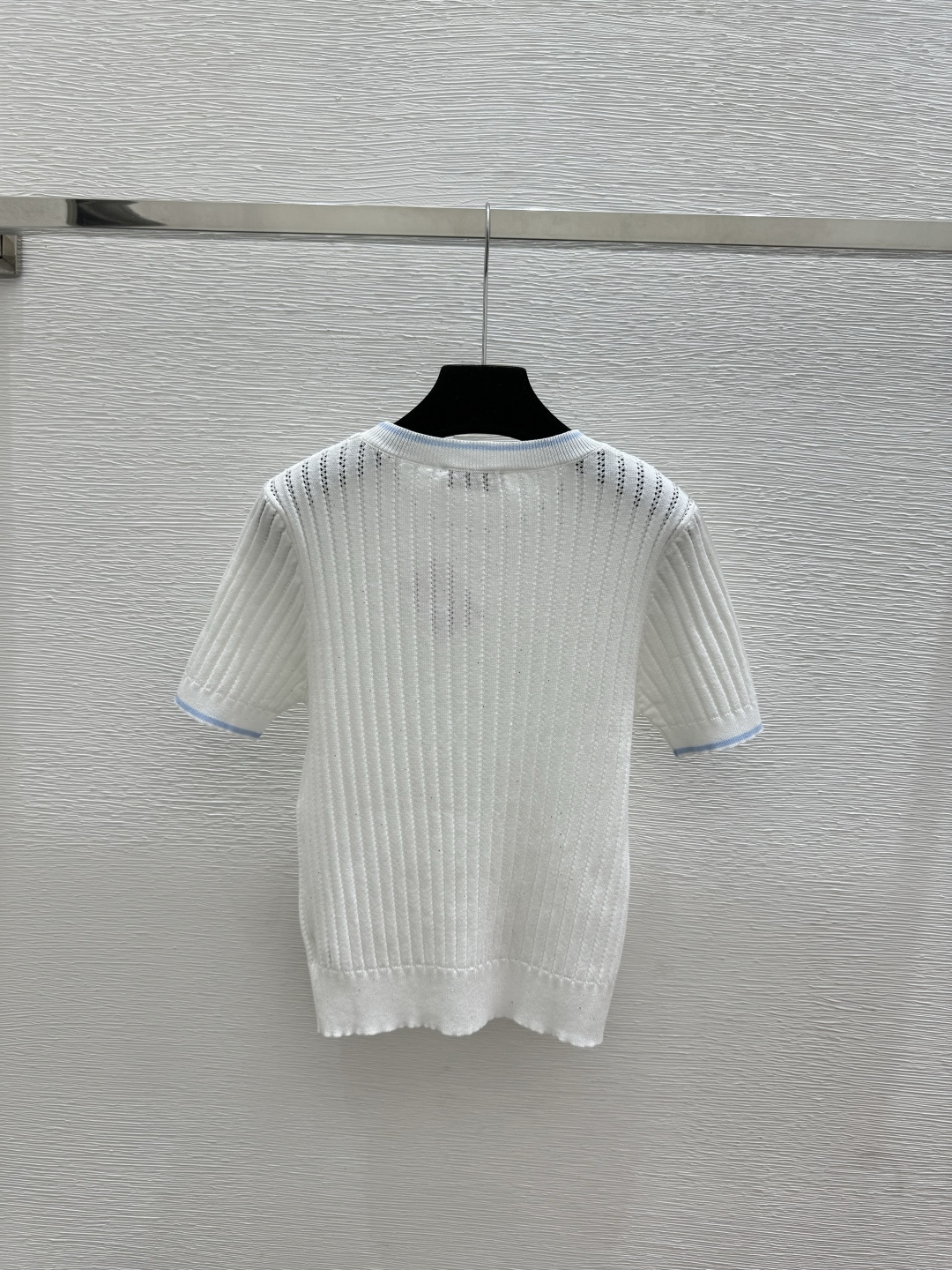 🆕BC家🆕 早春新款 纯色镂空圆领针织短袖颜色：白色 粉色 蓝色尺码：36.38.40