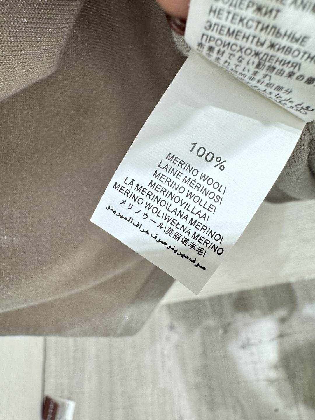 🆕BC家🆕 早春新款 纯色简约针织半裙颜色：卡其 灰色 黑色尺码：36.38.40