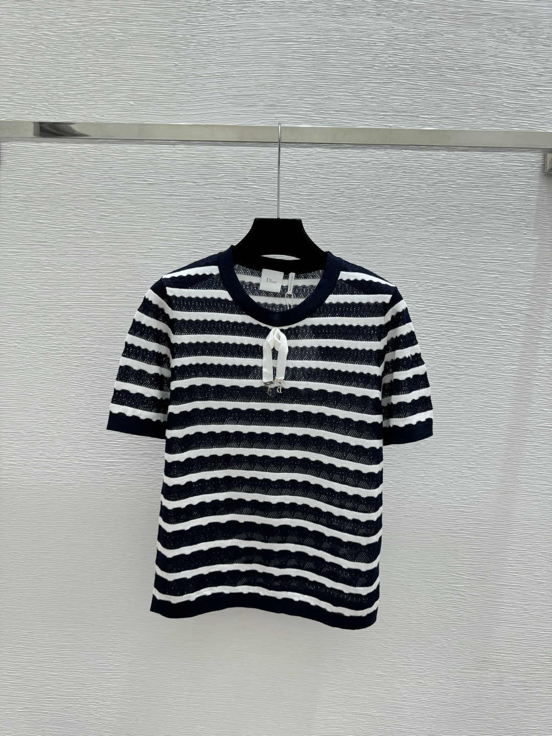 🆕D家🆕 早春新款 撞色条纹镂空圆领针织短袖颜色：粉色 蓝色 黑色尺码：36.38.40