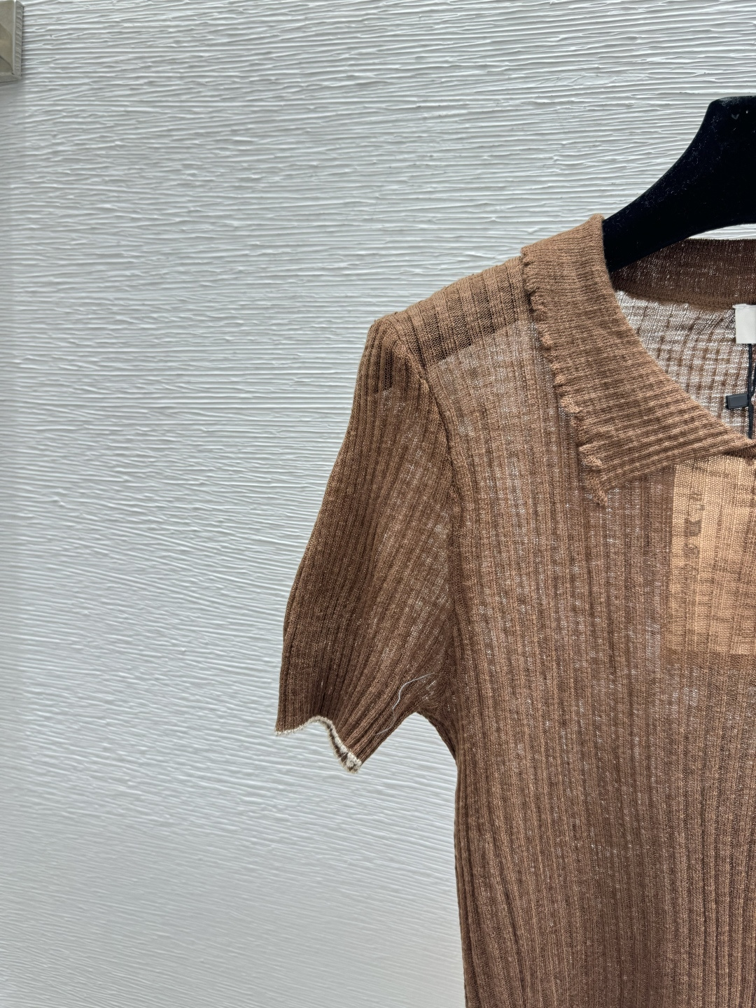 🆕M家🆕 早春新款 纯色翻领针织短袖颜色：咖啡尺码：36.38.40