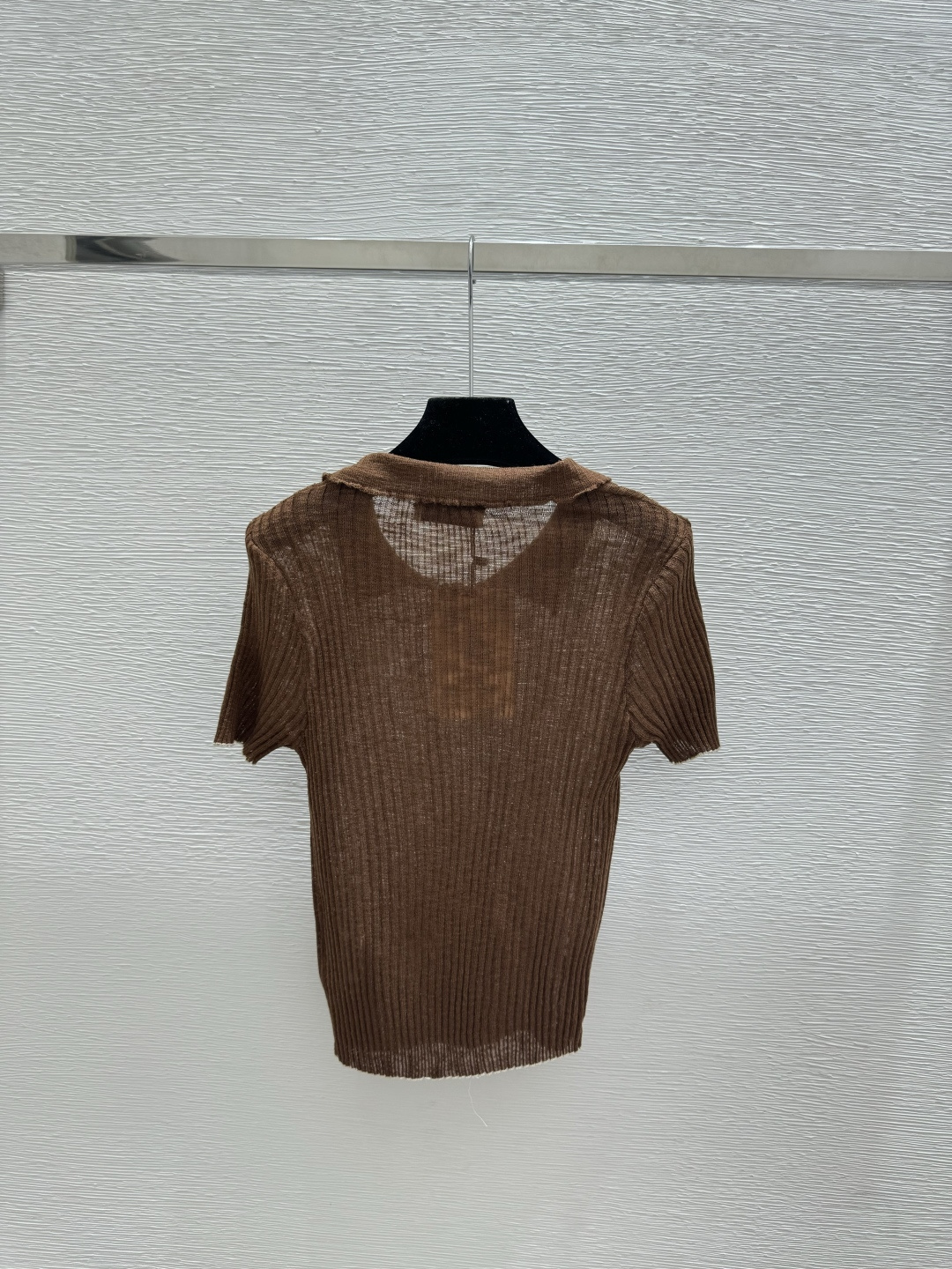🆕M家🆕 早春新款 纯色翻领针织短袖颜色：咖啡尺码：36.38.40