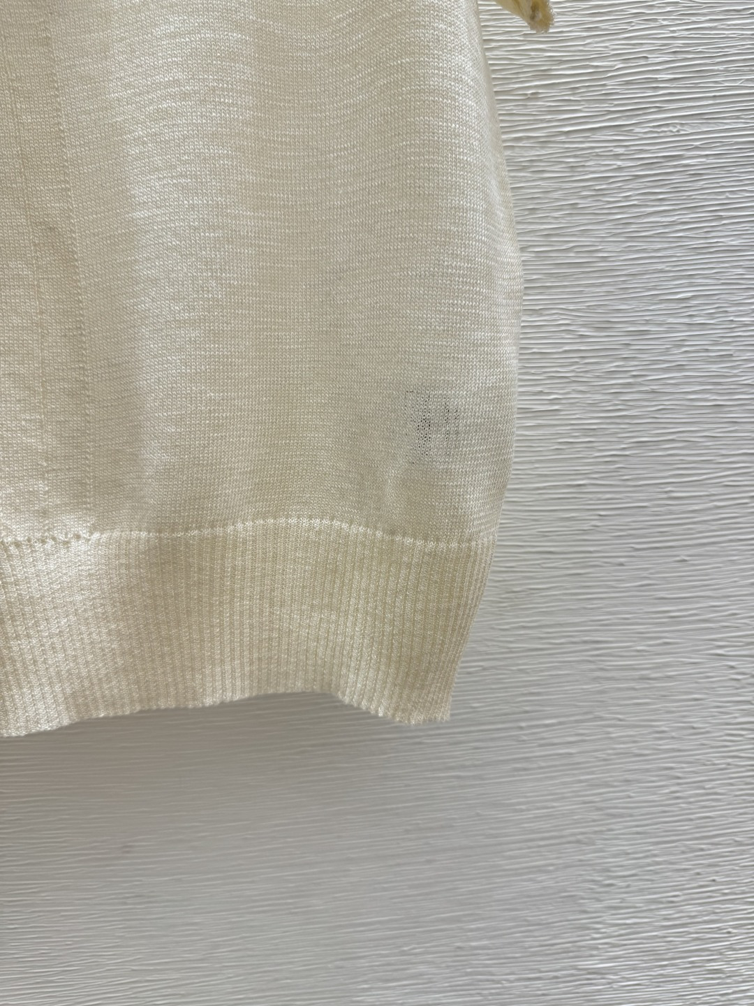 🆕CH家🆕 早春新款 纯色蝴蝶结圆领针织短袖颜色：白色 蓝色尺码：36.38.40