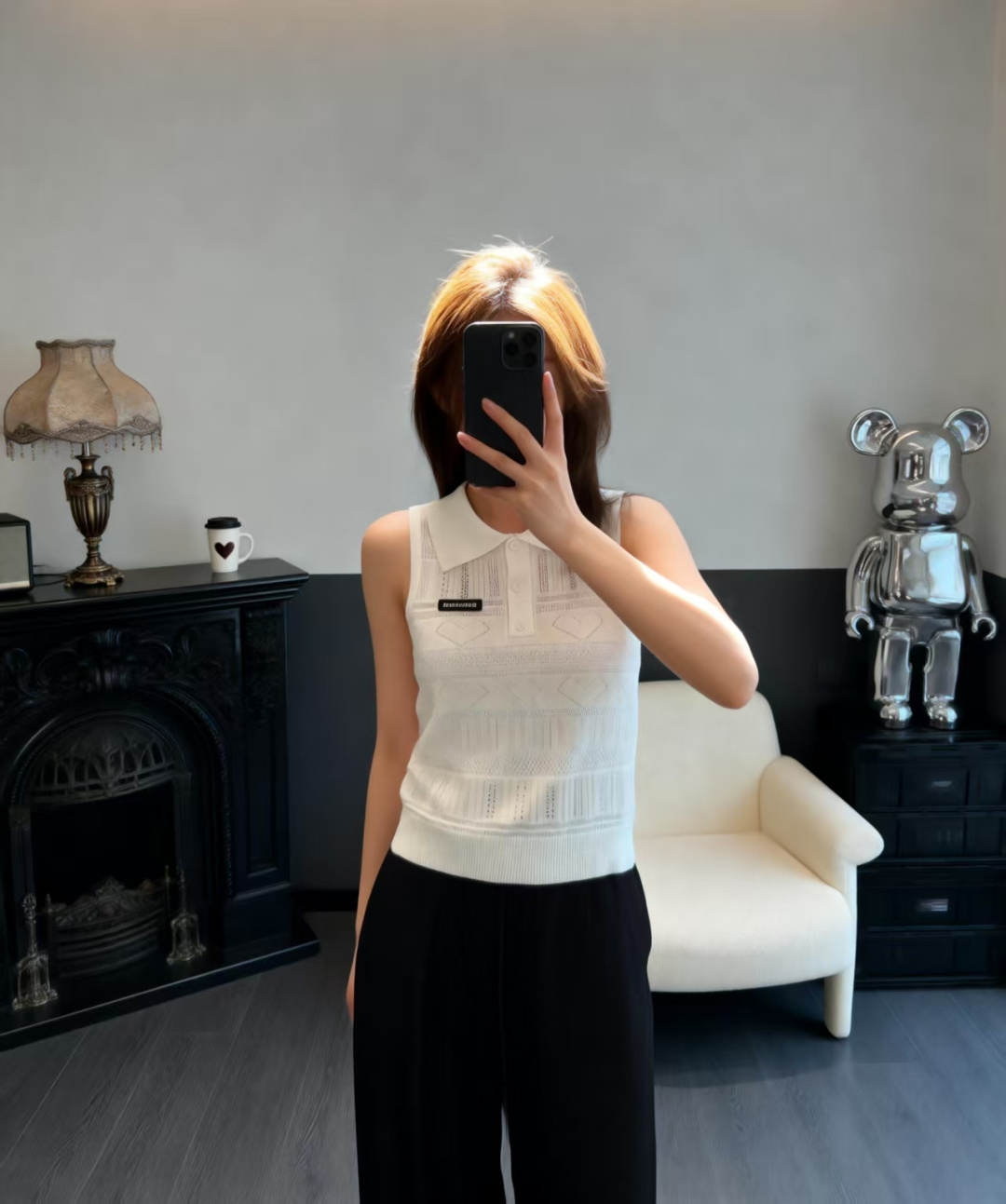 🆕M家🆕 早春新款 纯色翻领针织背心颜色：白色 黄色尺码：36.38.40