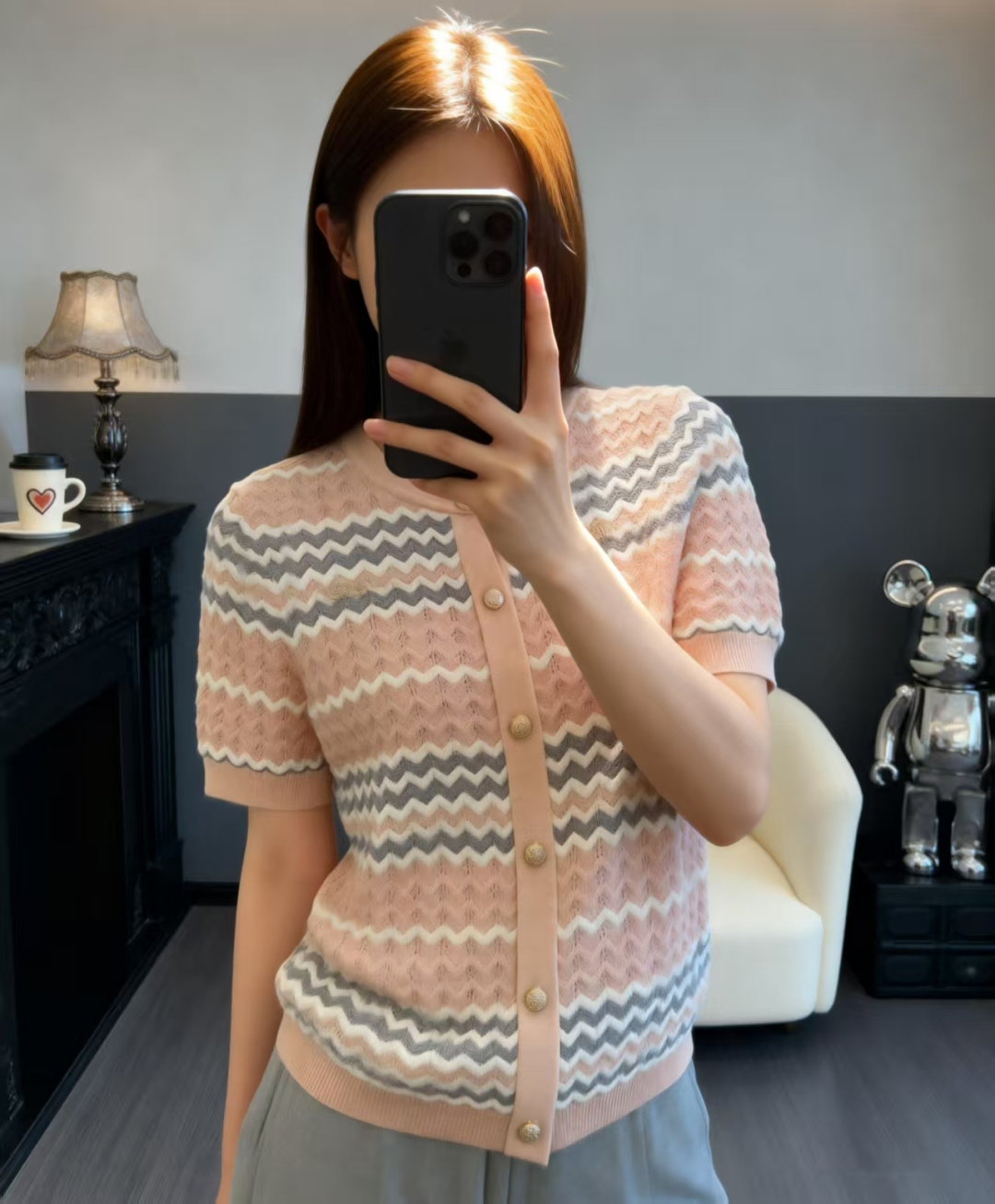 🆕CH家🆕 早春新款 撞色条纹圆领针织短袖开衫颜色：卡其 黑色尺码：36.38.40