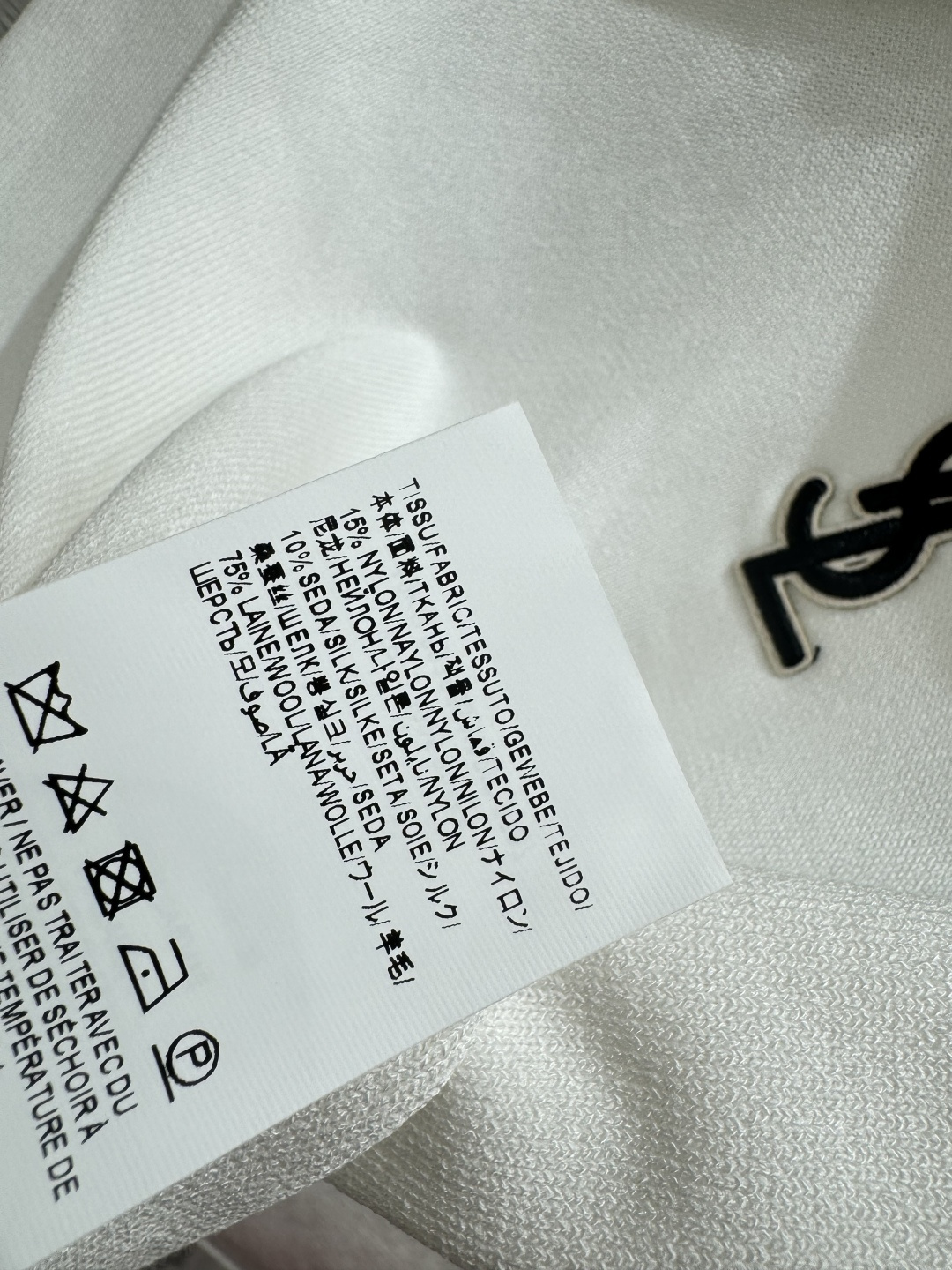 🆕Y家🆕 早春新款 纯色简约翻领针织短袖颜色：白色 宝蓝尺码：36.38.40