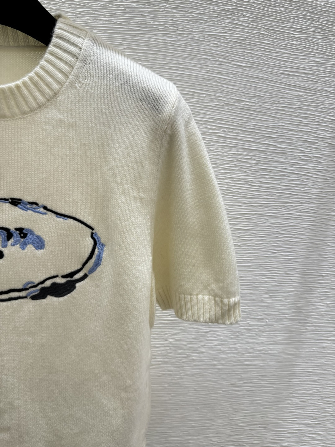 🆕P家🆕 早春新款 撞色字母圆领针织短袖颜色：白色 黑色尺码：36.38.40