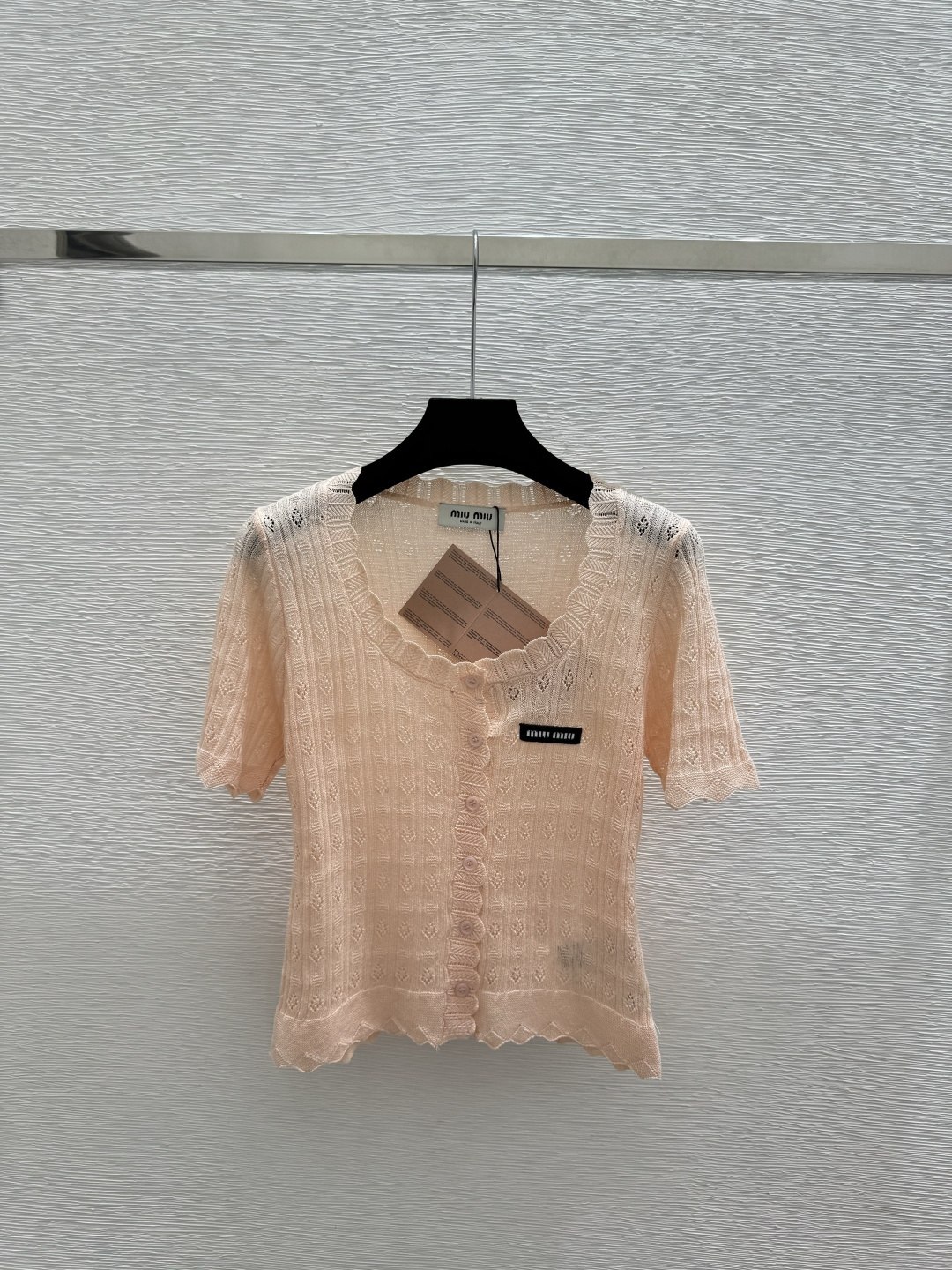 🆕M家🆕 早春新款 纯色镂空圆领针织短袖开衫颜色：白色 粉色尺码：36.38.40