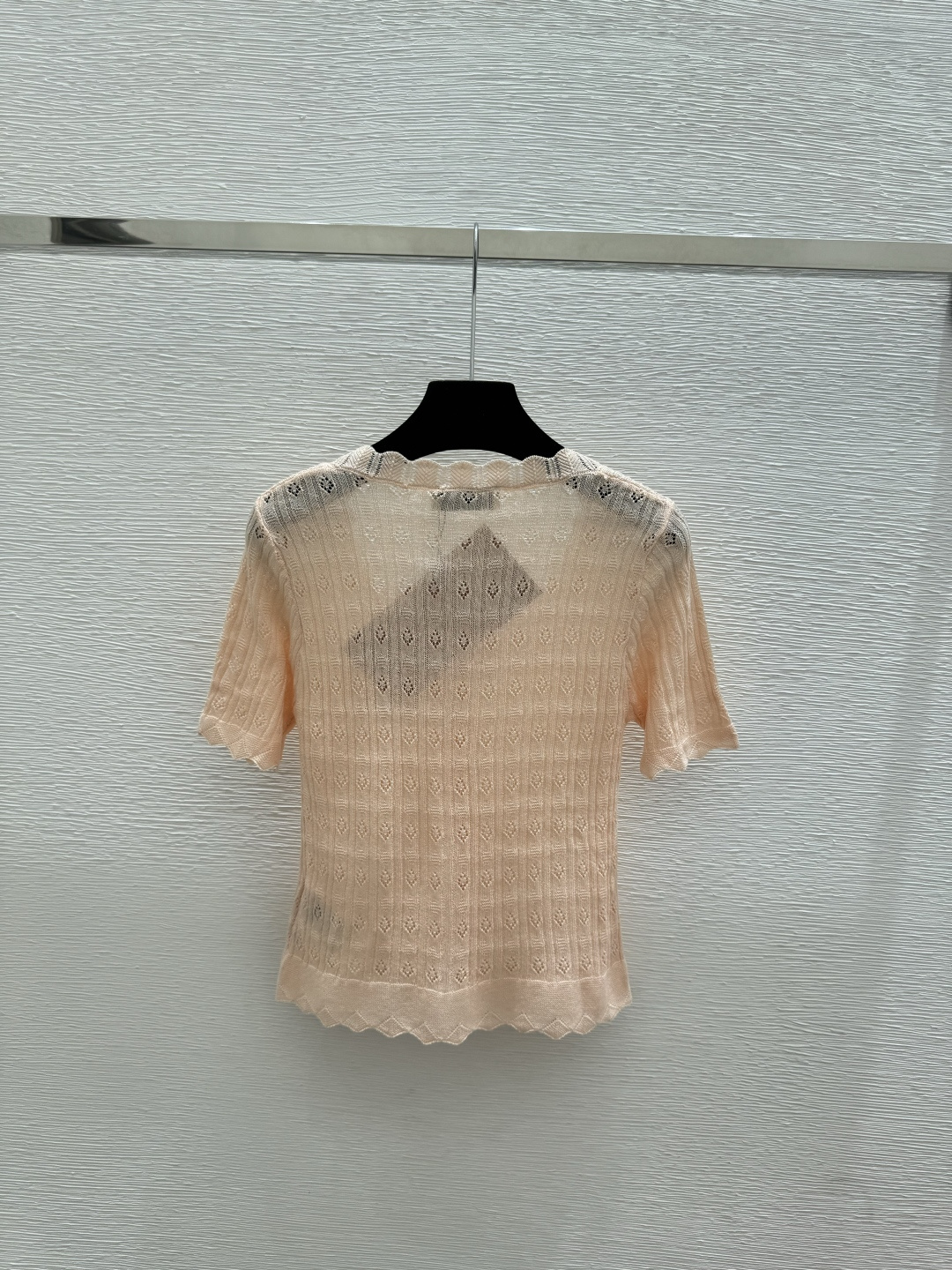 🆕M家🆕 早春新款 纯色镂空圆领针织短袖开衫颜色：白色 粉色尺码：36.38.40