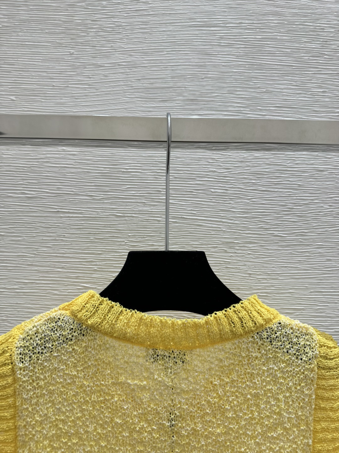 🆕CH家🆕 早春新款 撞色字母圆领针织背心颜色：黄色尺码：36.38.40