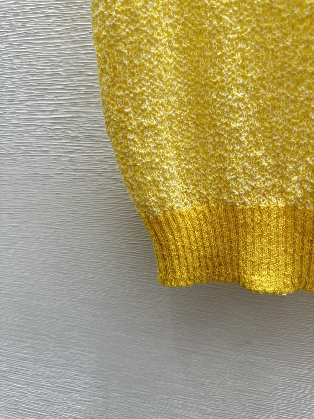 🆕CH家🆕 早春新款 撞色字母圆领针织背心颜色：黄色尺码：36.38.40