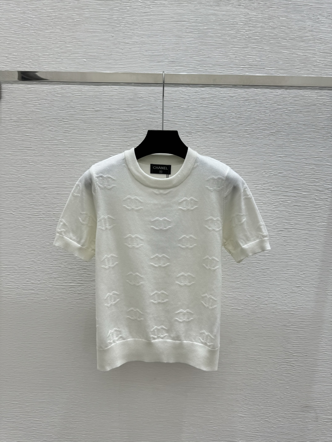 🆕CH家🆕 早春新款 纯色提花圆领针织短袖颜色：白色 蓝色 宝蓝尺码：36.38.40