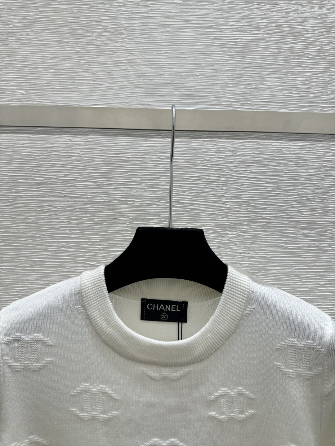 🆕CH家🆕 早春新款 纯色提花圆领针织短袖颜色：白色 蓝色 宝蓝尺码：36.38.40