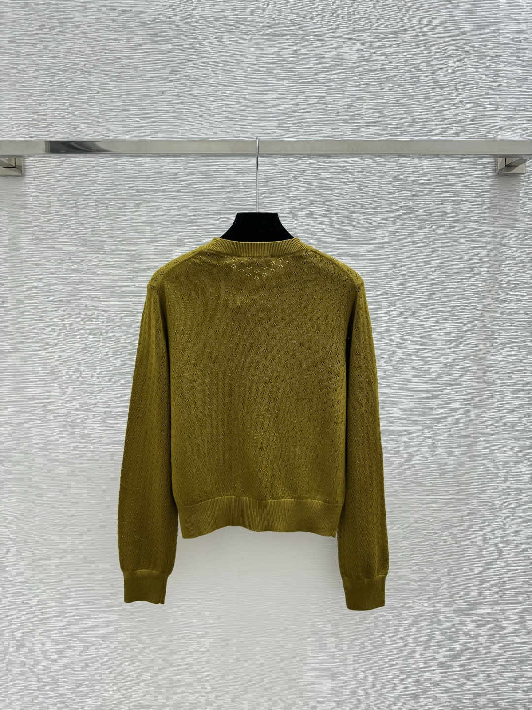 🆕M家🆕 早春新款 纯色镂空圆领针织长袖开衫颜色：绿色尺码：36.38.40