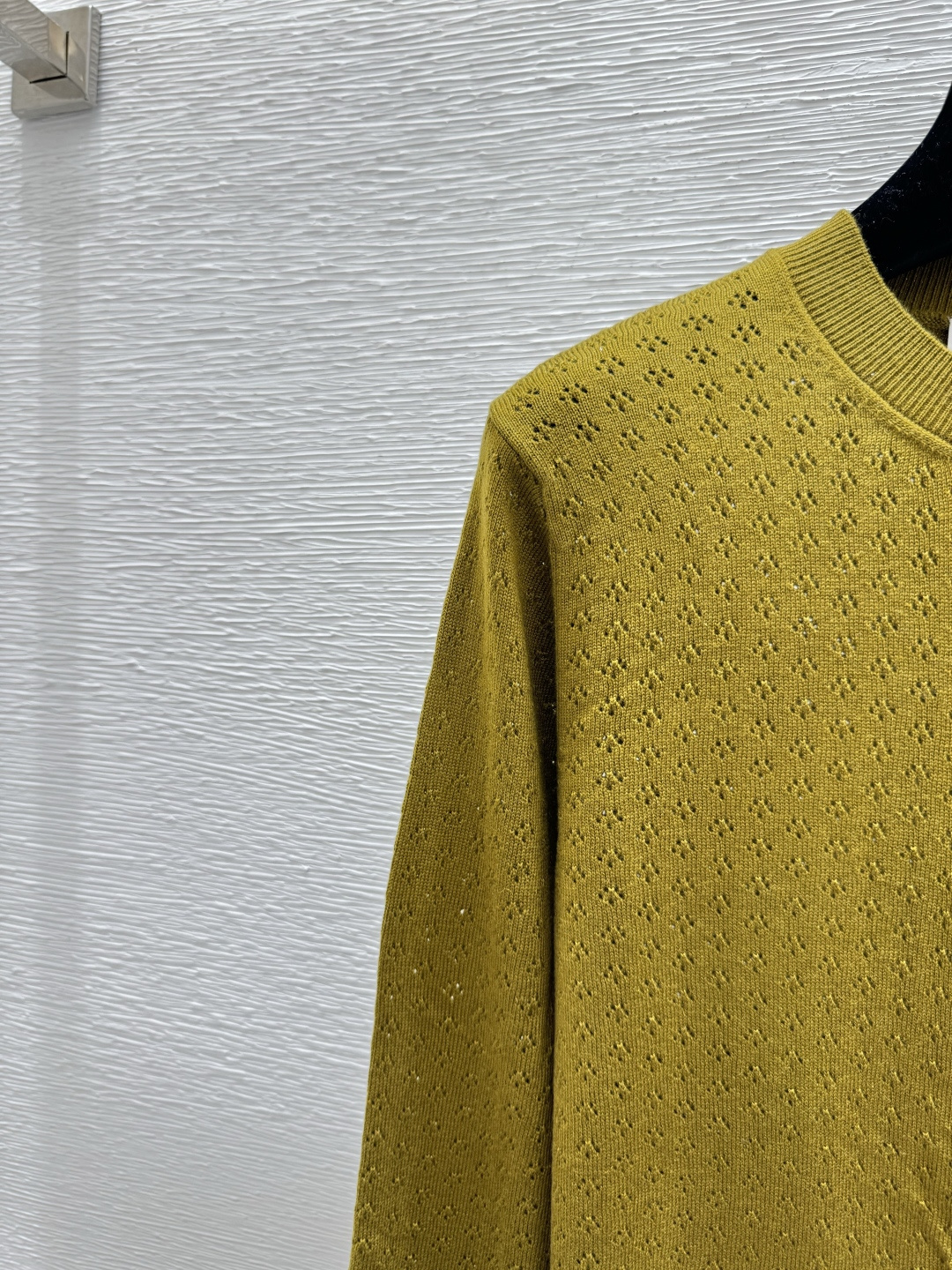 🆕M家🆕 早春新款 纯色镂空圆领针织长袖开衫颜色：绿色尺码：36.38.40