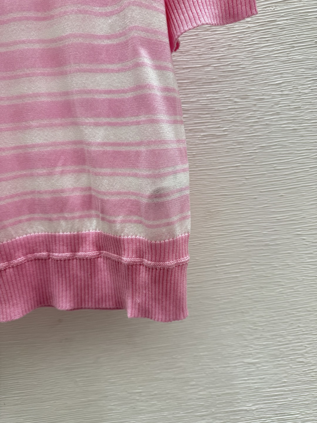 🆕VI家🆕 春夏新款 撞色条纹圆领针织短袖颜色：粉色 蓝色 宝蓝尺码：36.38.40