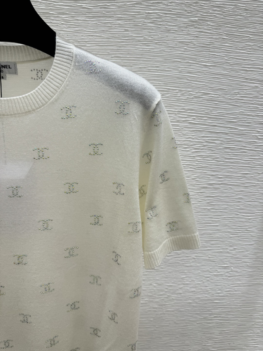 🆕CH家🆕 春夏新款 纯色logo烫钻圆领针织短袖颜色：白色 蓝色 宝蓝尺码：36.38.40